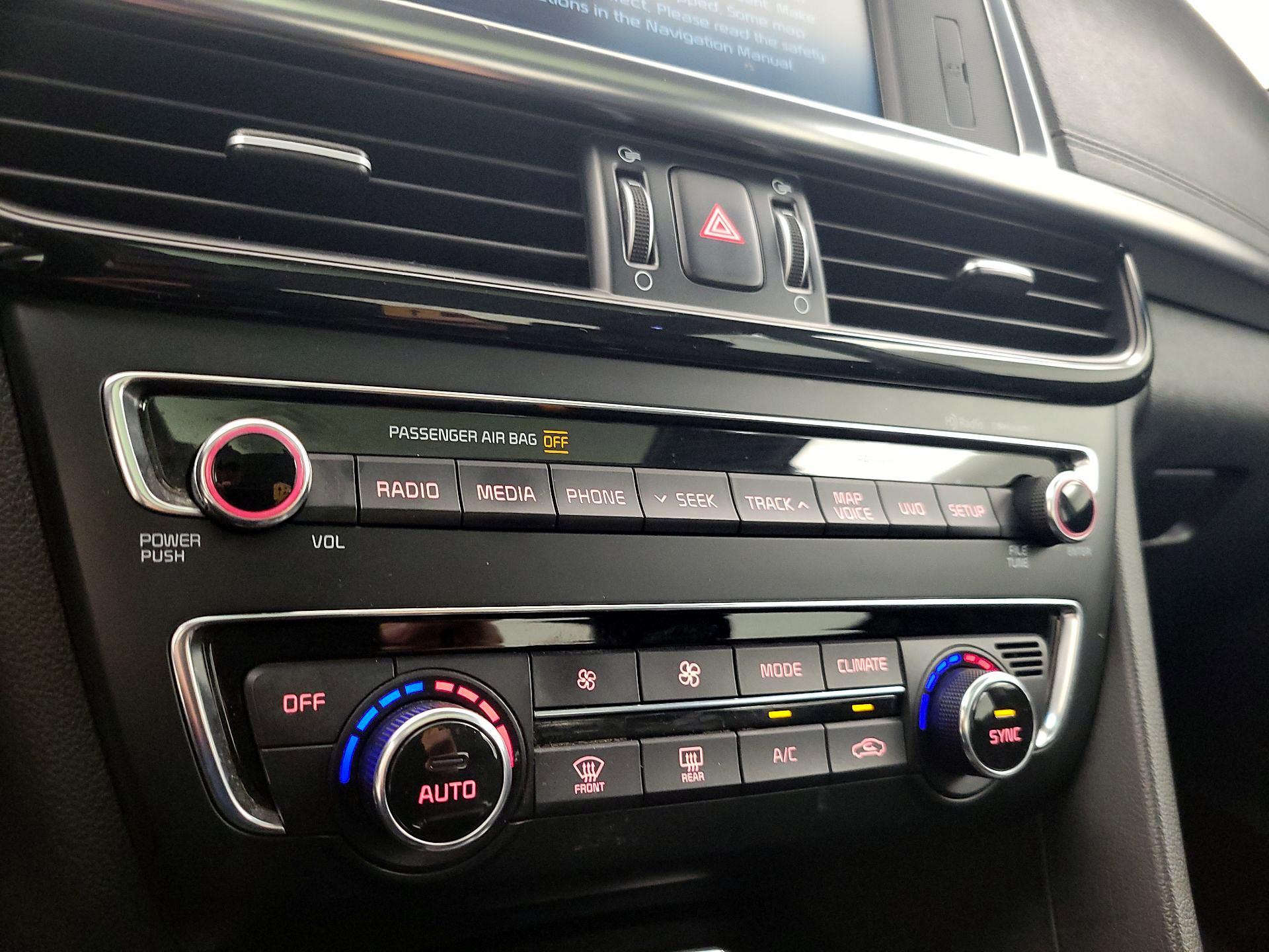 Thumbnail: 2017 Kia Optima - 17