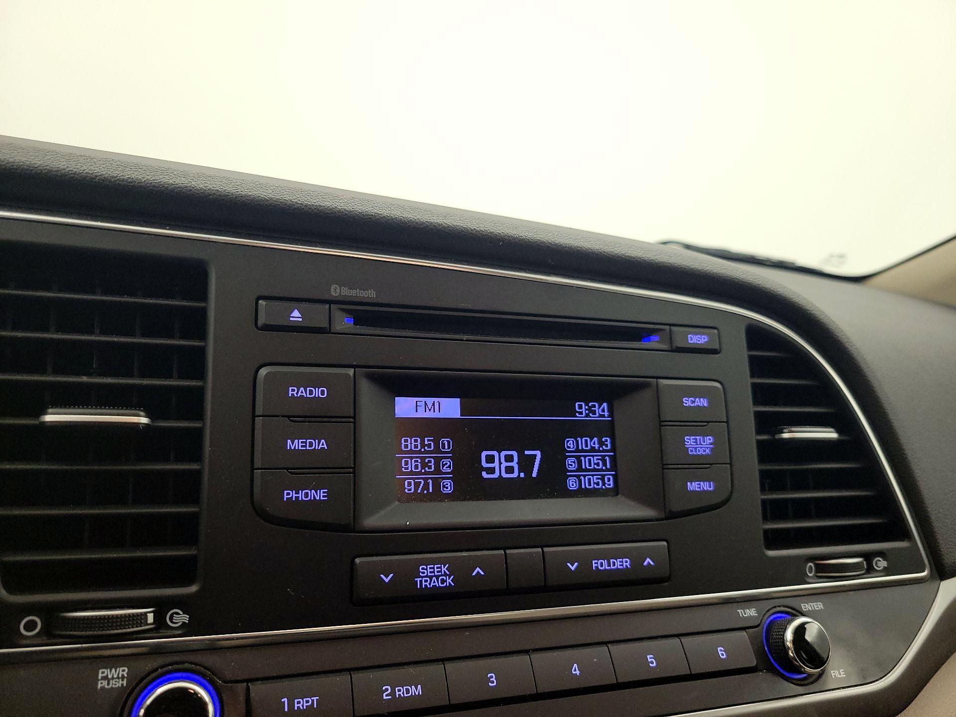 Thumbnail: 2018 Hyundai Elantra - 14