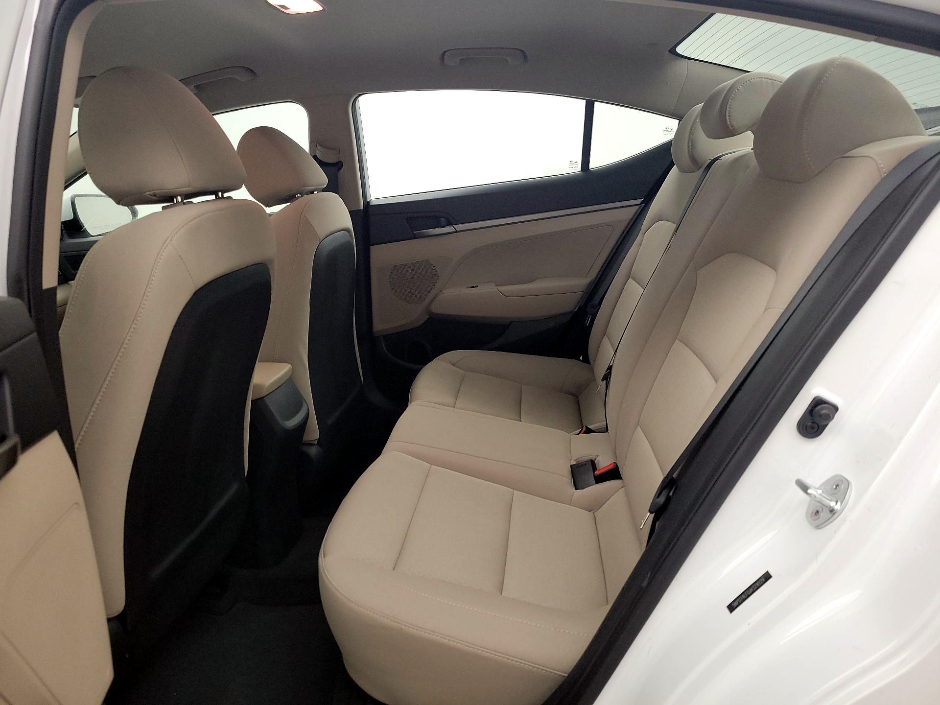 Thumbnail: 2018 Hyundai Elantra - 18