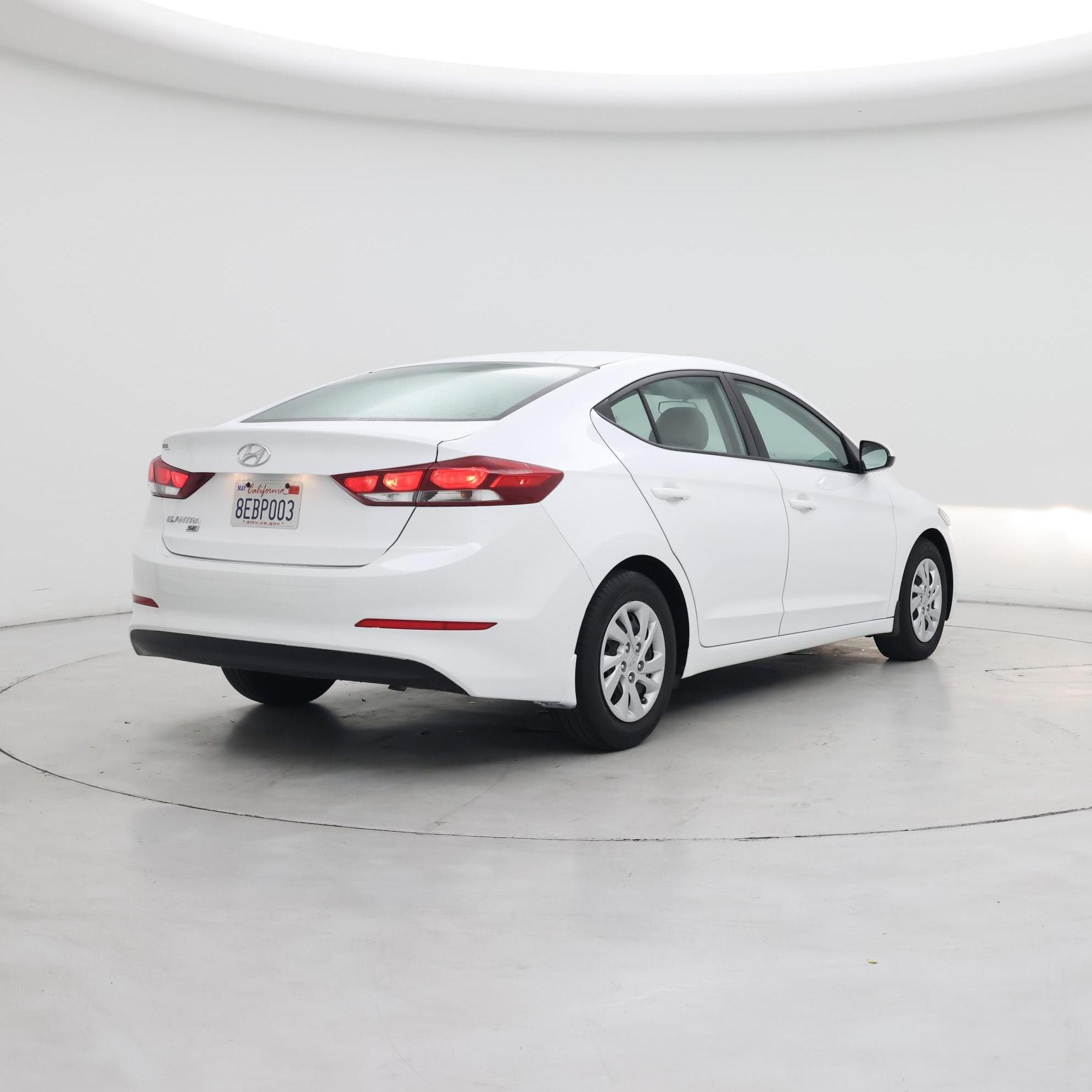 Thumbnail: 2018 Hyundai Elantra - 8