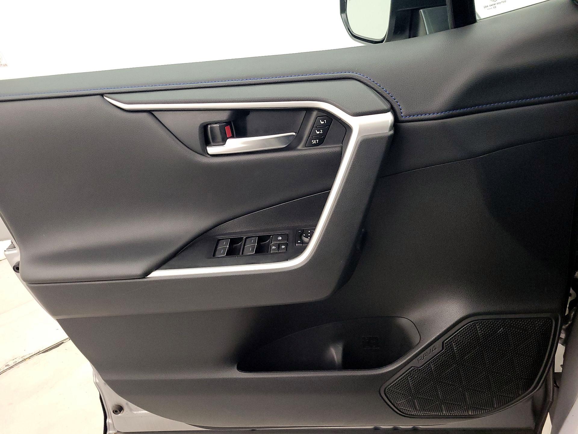 Thumbnail: 2024 Toyota RAV4 - 12