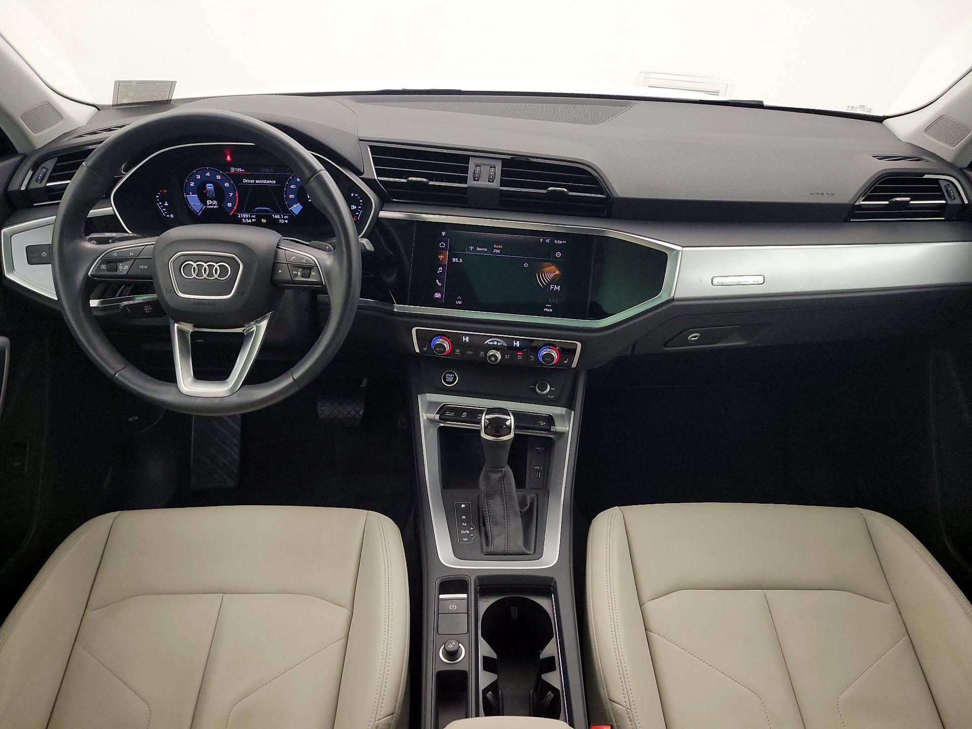 Thumbnail: 2021 Audi Q3 - 9