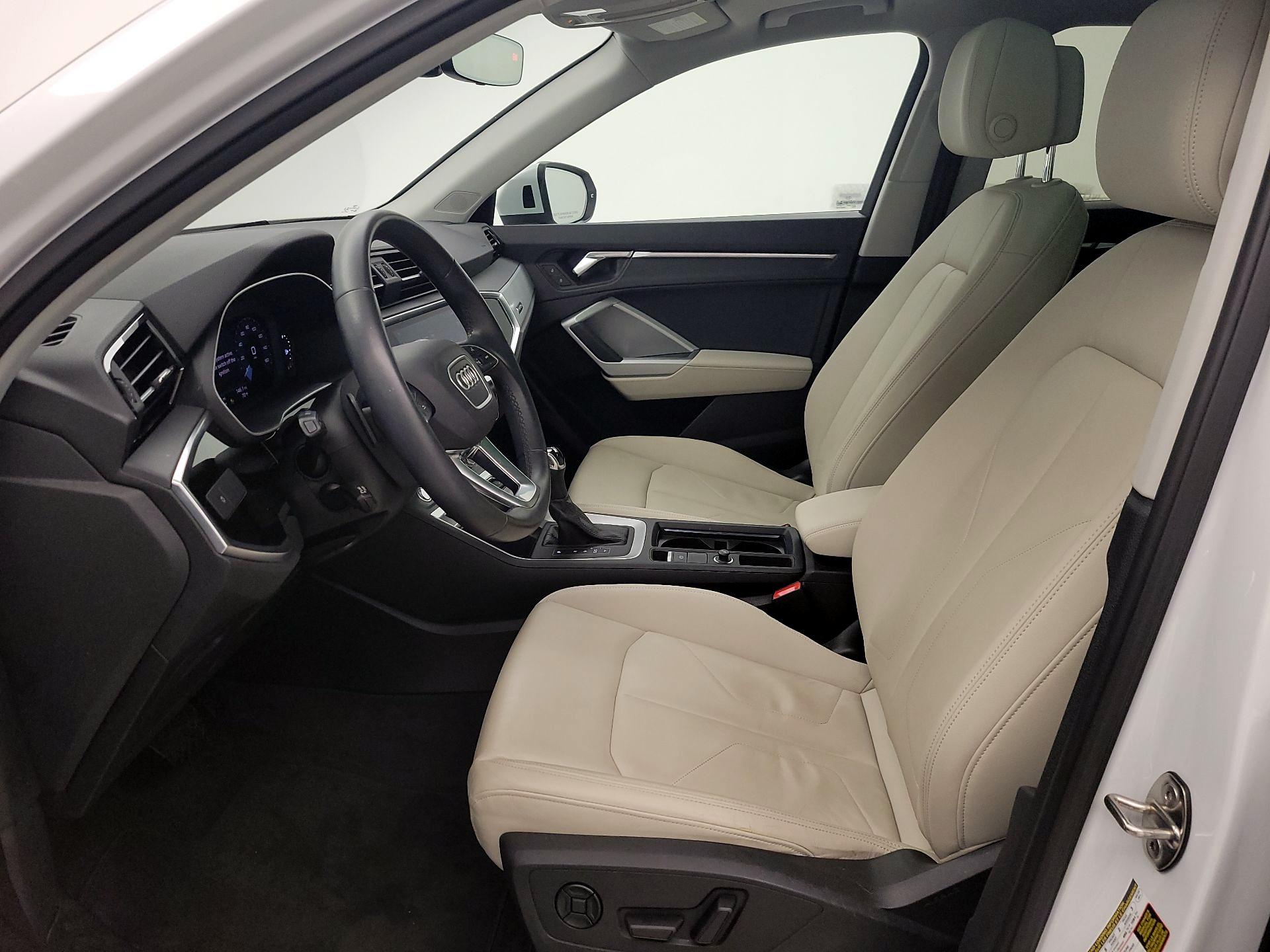 Thumbnail: 2021 Audi Q3 - 11