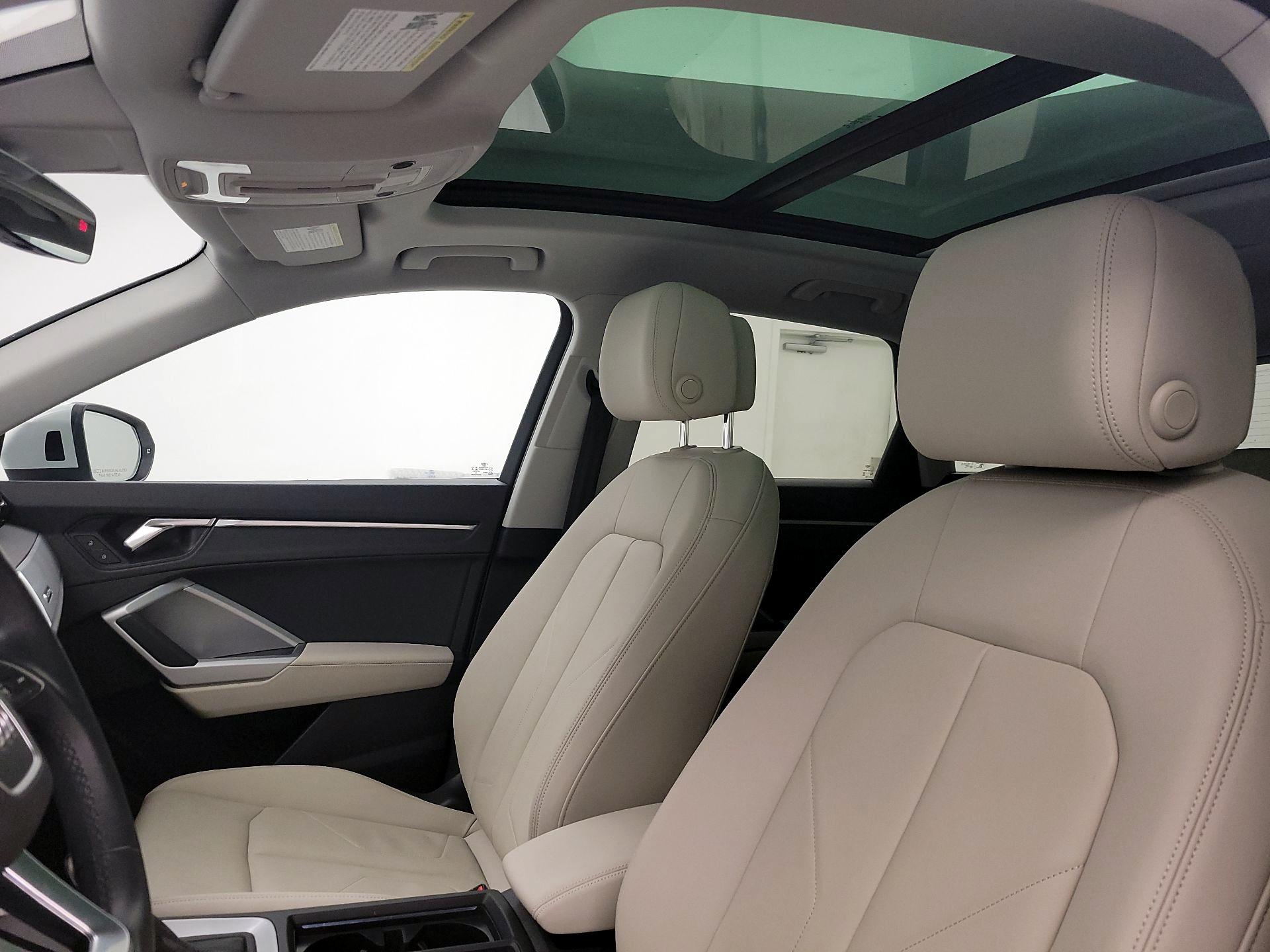 Thumbnail: 2021 Audi Q3 - 19