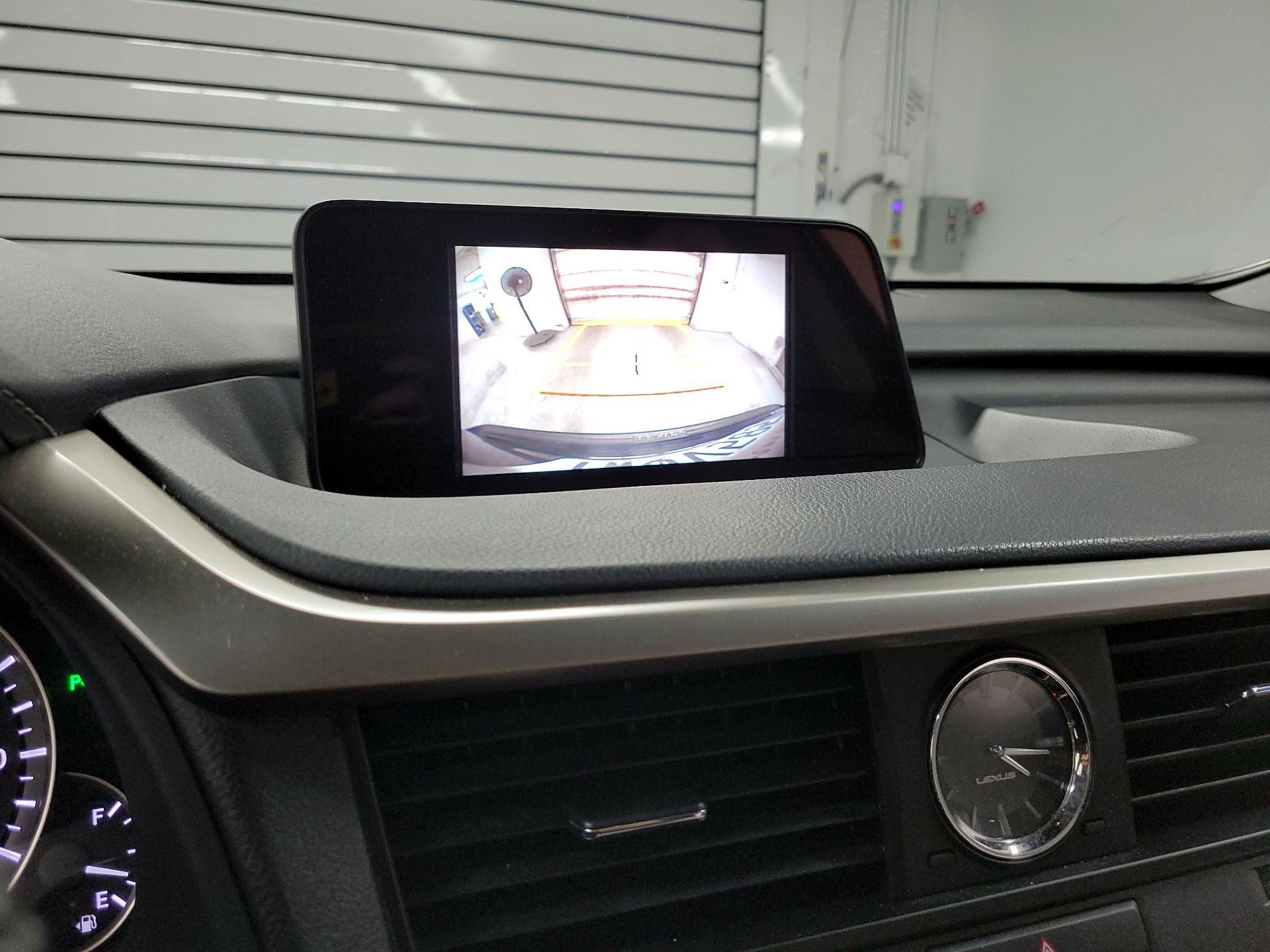 Thumbnail: 2017 Lexus RX - 14