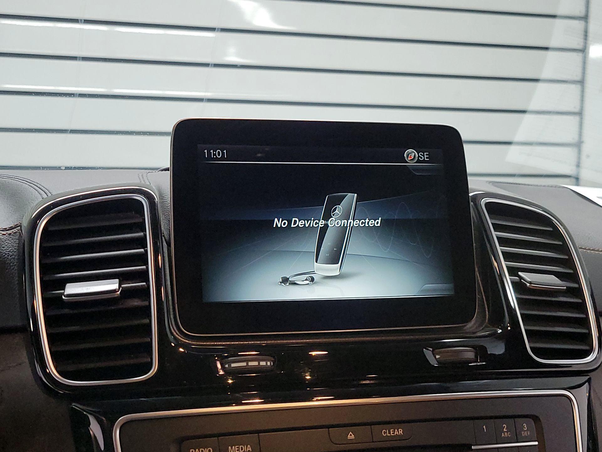 Thumbnail: 2016 Mercedes-Benz GLE - 14