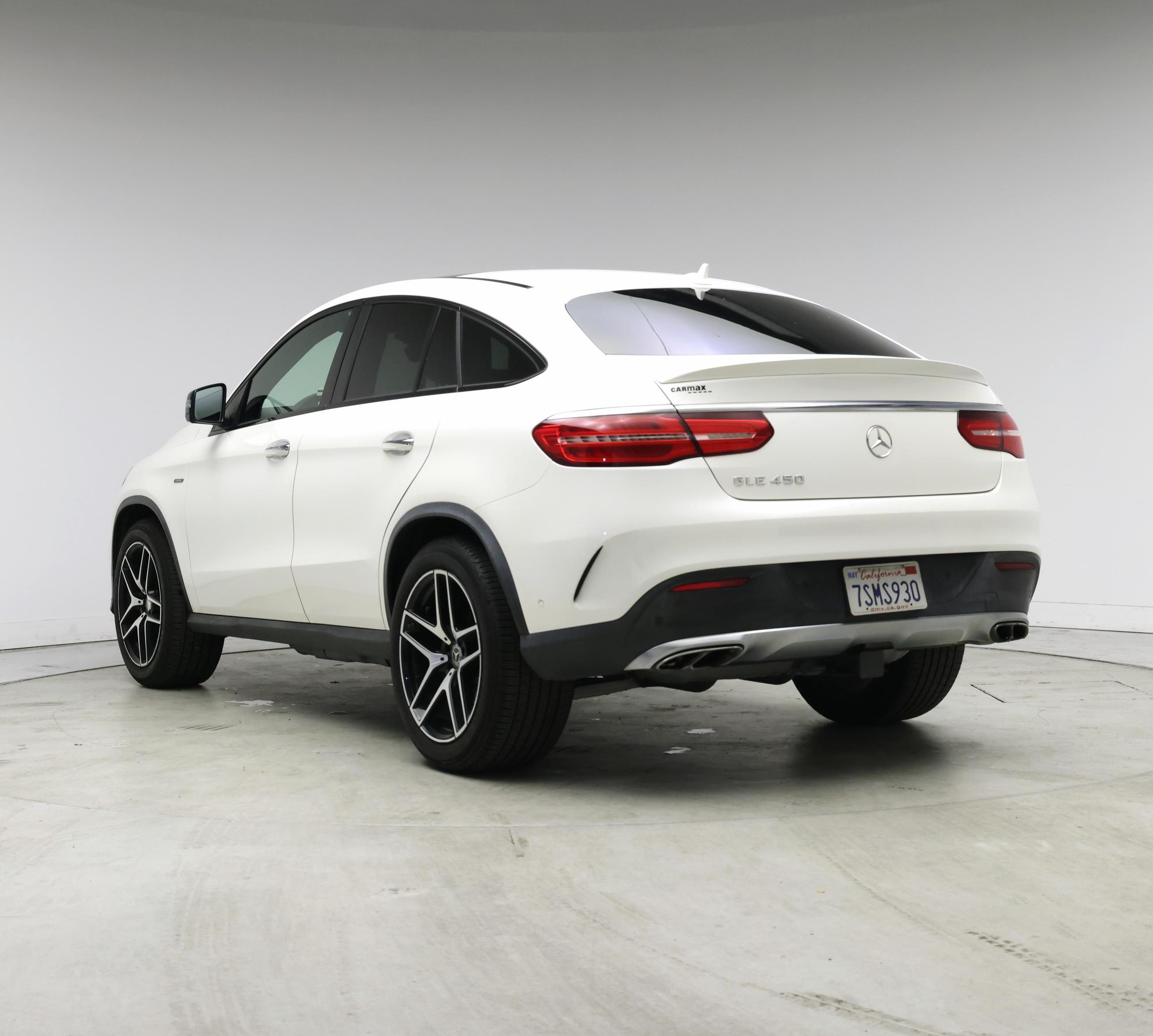 Thumbnail: 2016 Mercedes-Benz GLE - 2