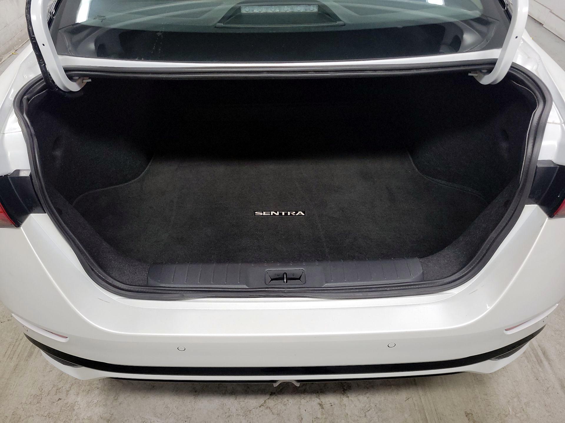 Thumbnail: 2025 Nissan Sentra - 19