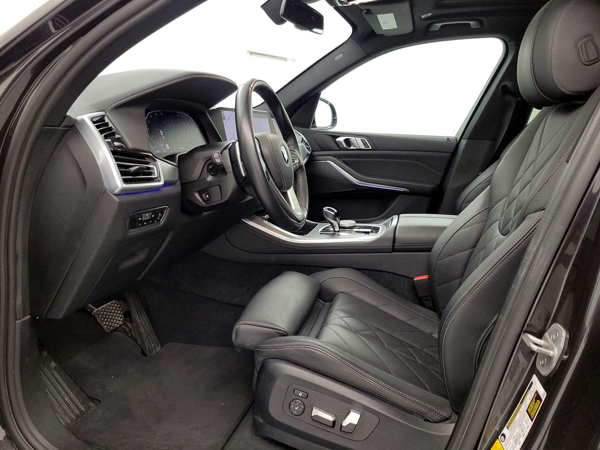 Thumbnail: 2023 BMW X5 - 11