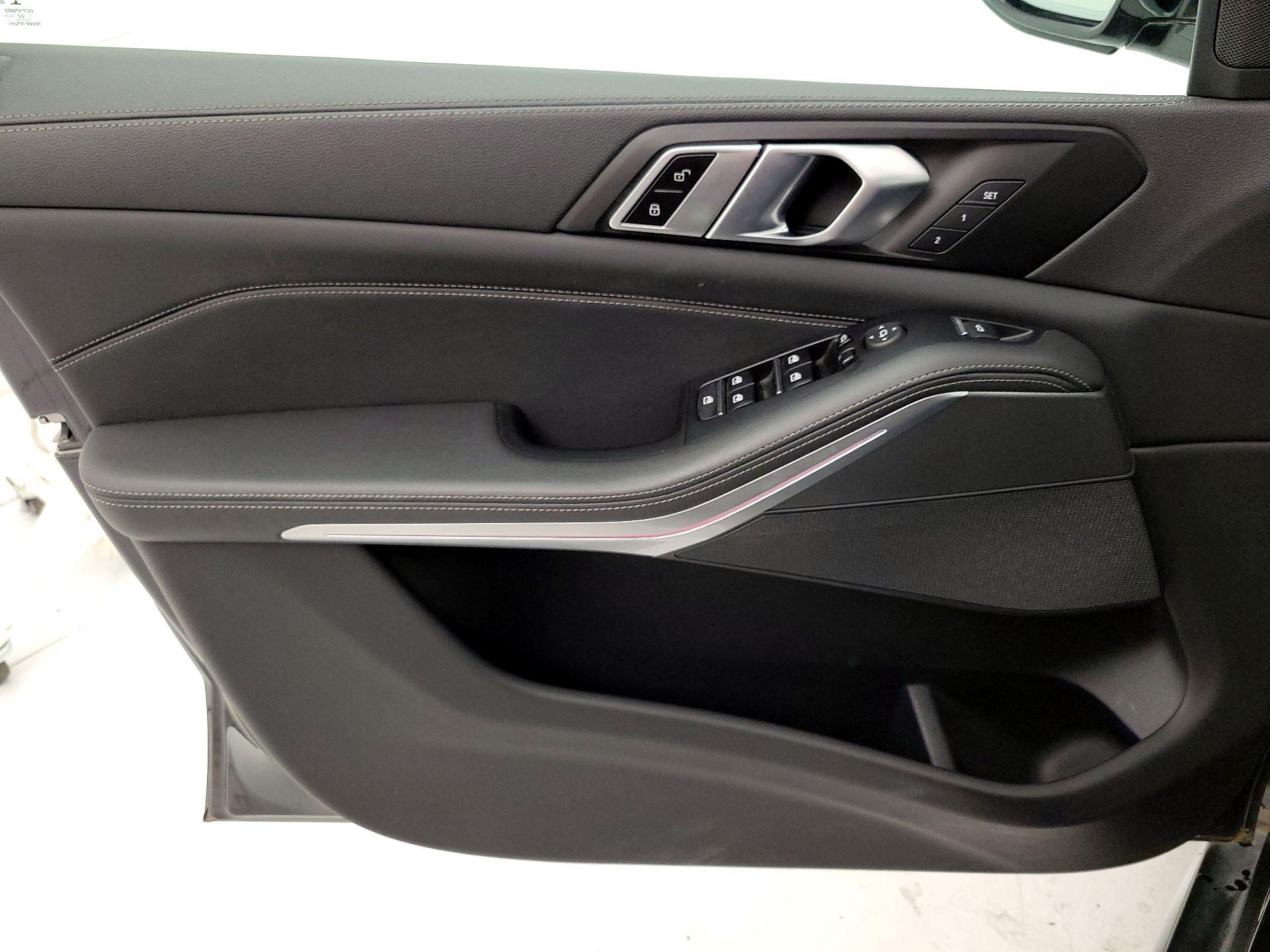 Thumbnail: 2023 BMW X5 - 12