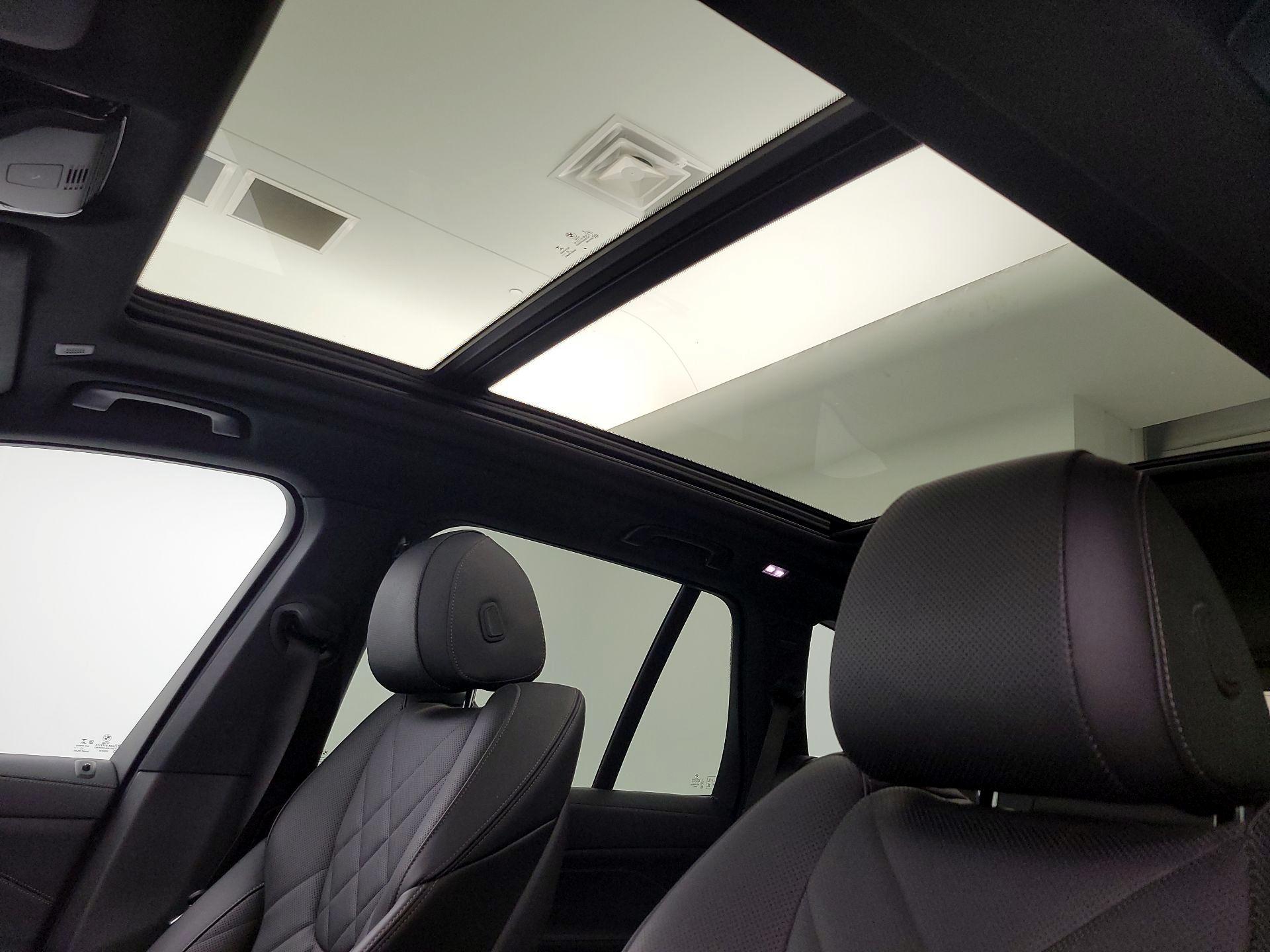 Thumbnail: 2023 BMW X5 - 20