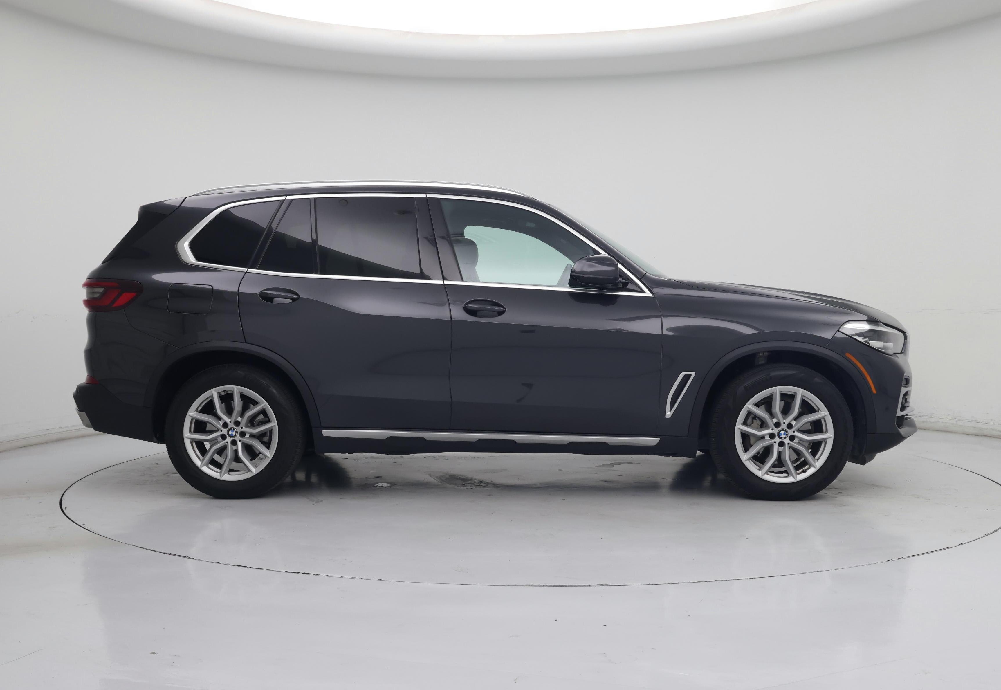 Thumbnail: 2023 BMW X5 - 7