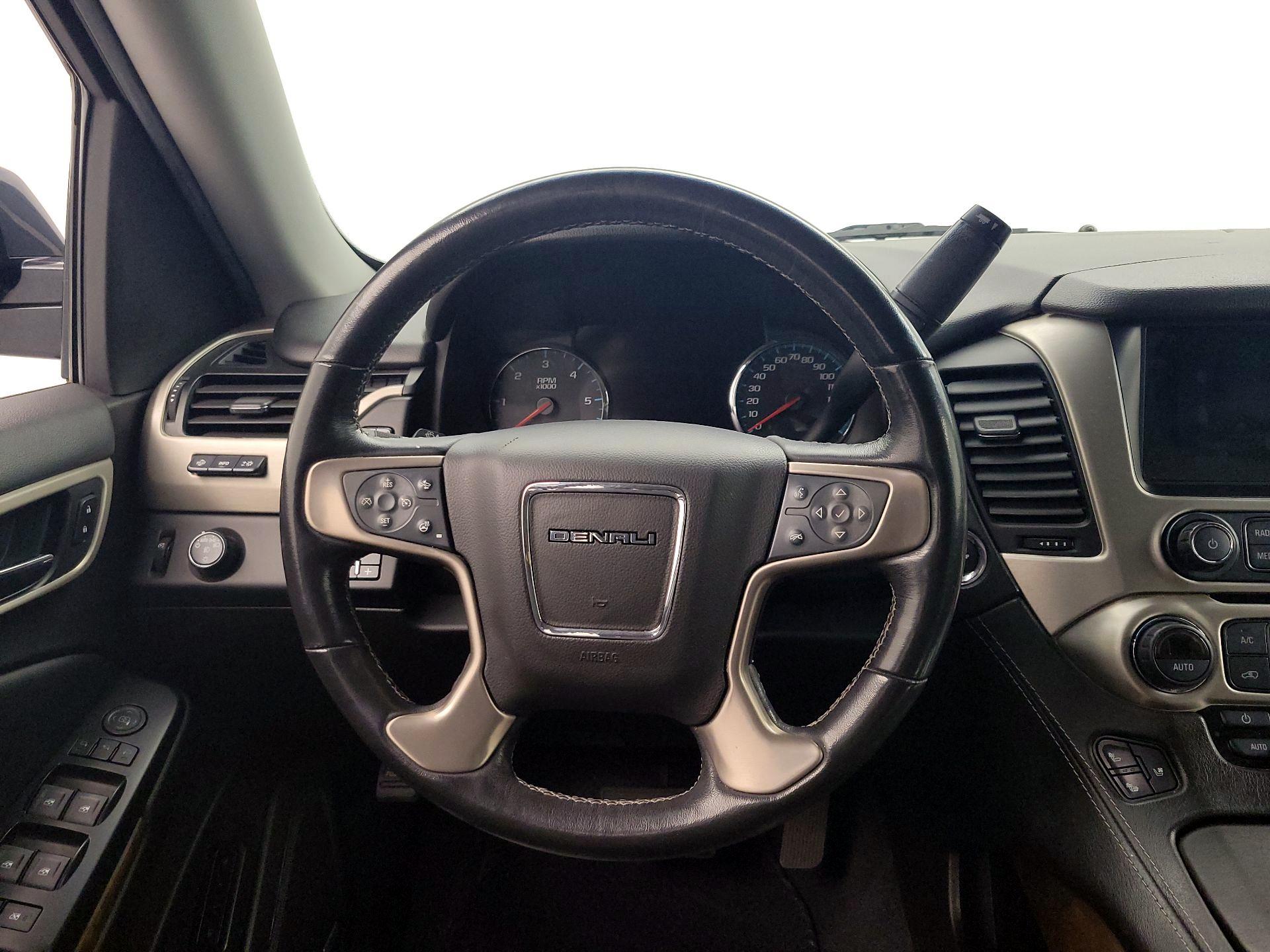 Thumbnail: 2019 GMC Yukon XL - 10