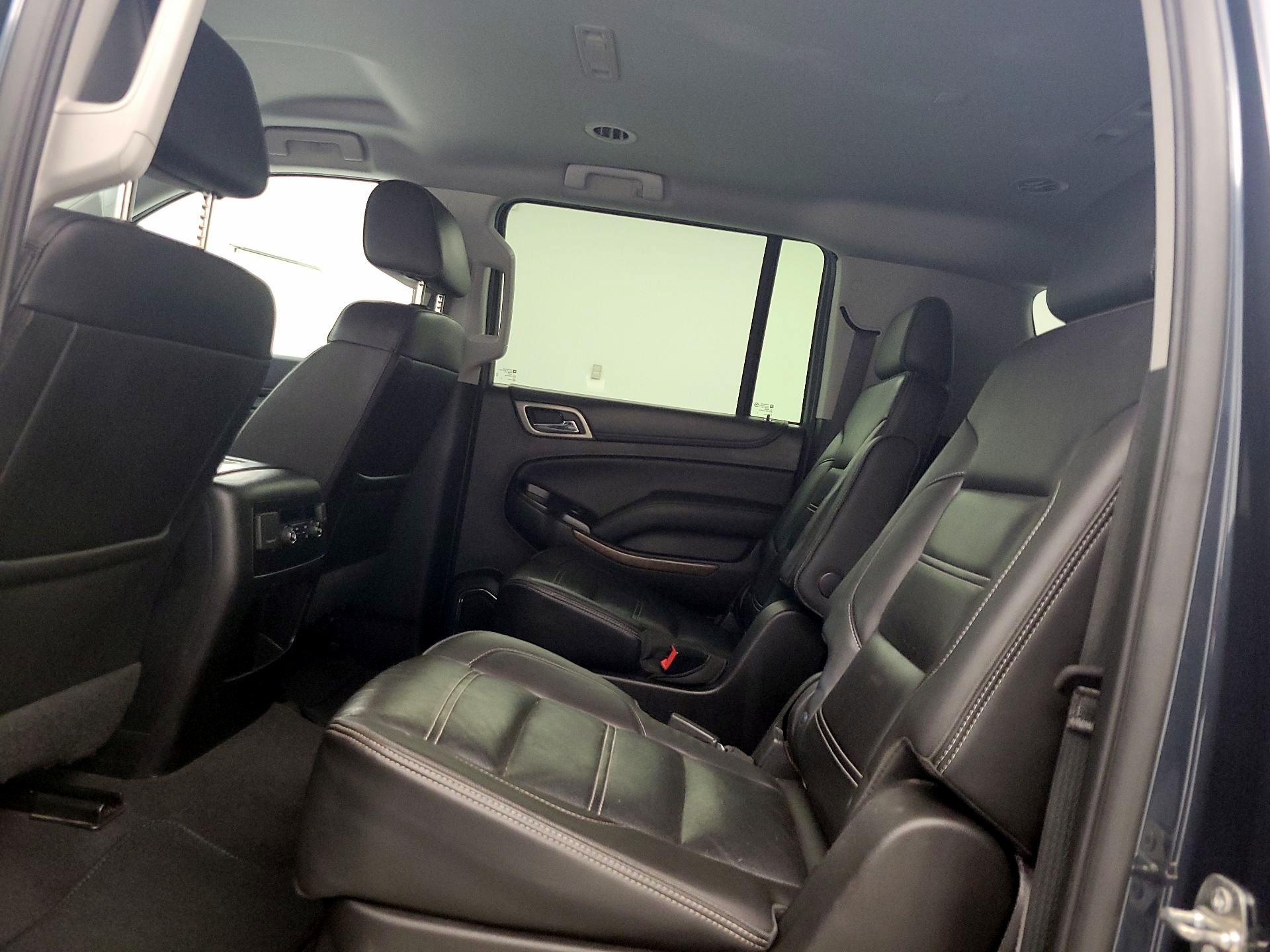 Thumbnail: 2019 GMC Yukon XL - 20