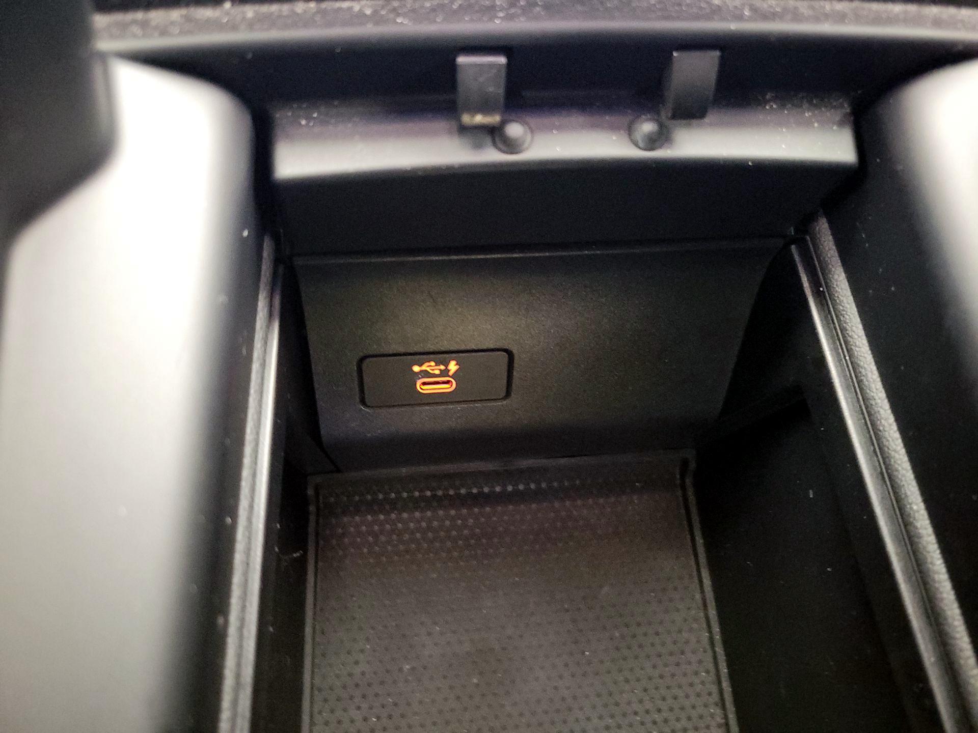 Thumbnail: 2019 BMW X5 - 19