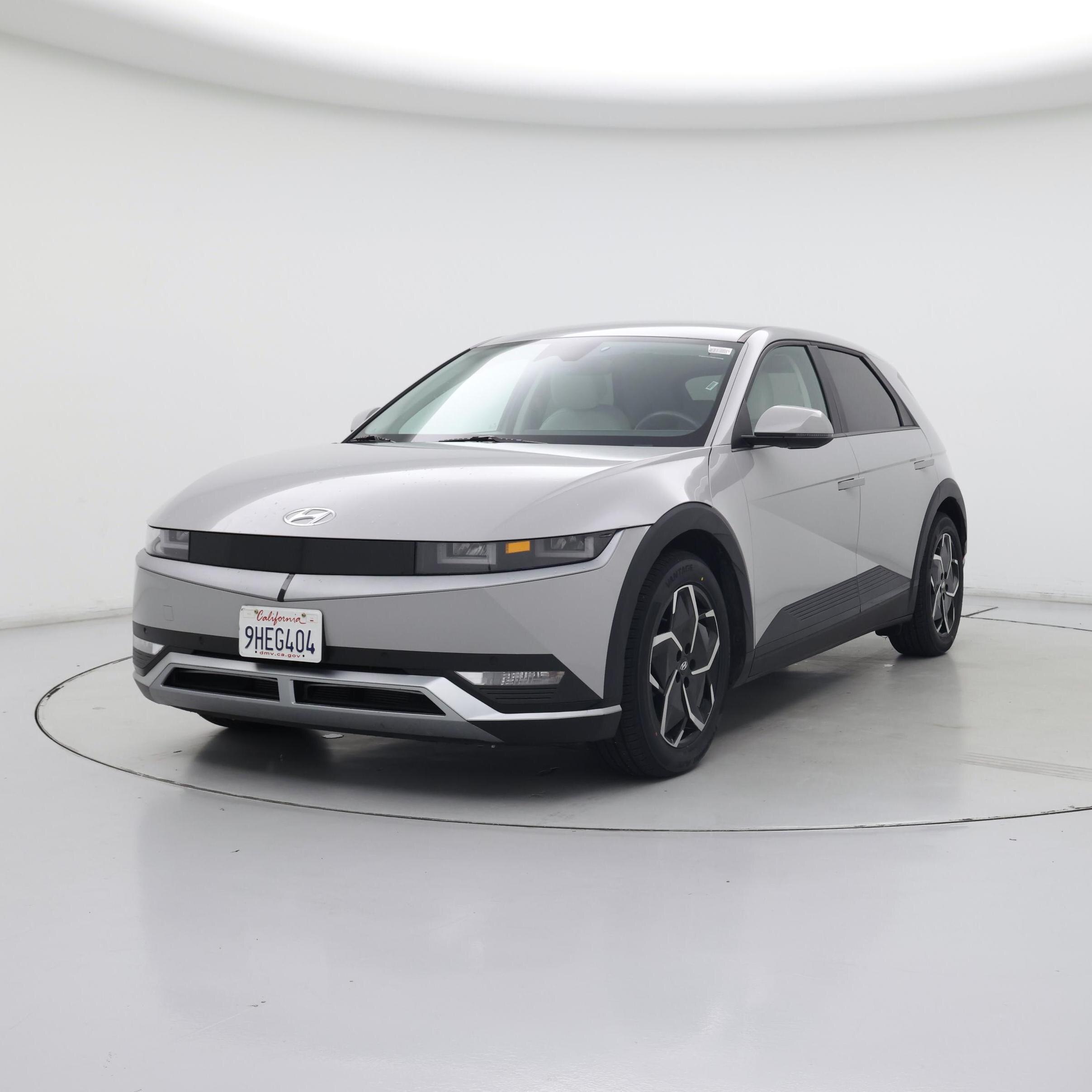 Thumbnail: 2023 Hyundai Ioniq 5 - 4