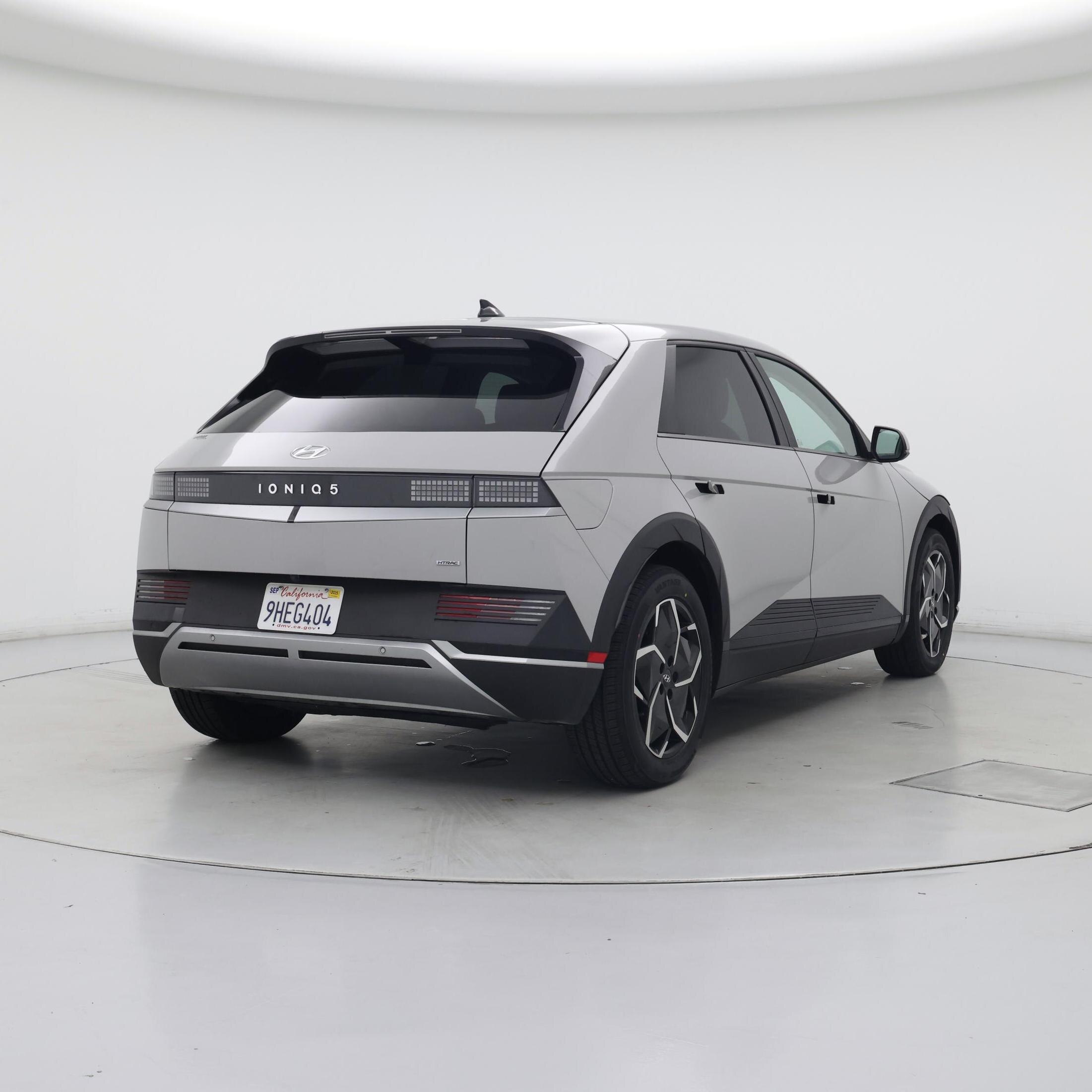 Thumbnail: 2023 Hyundai Ioniq 5 - 8