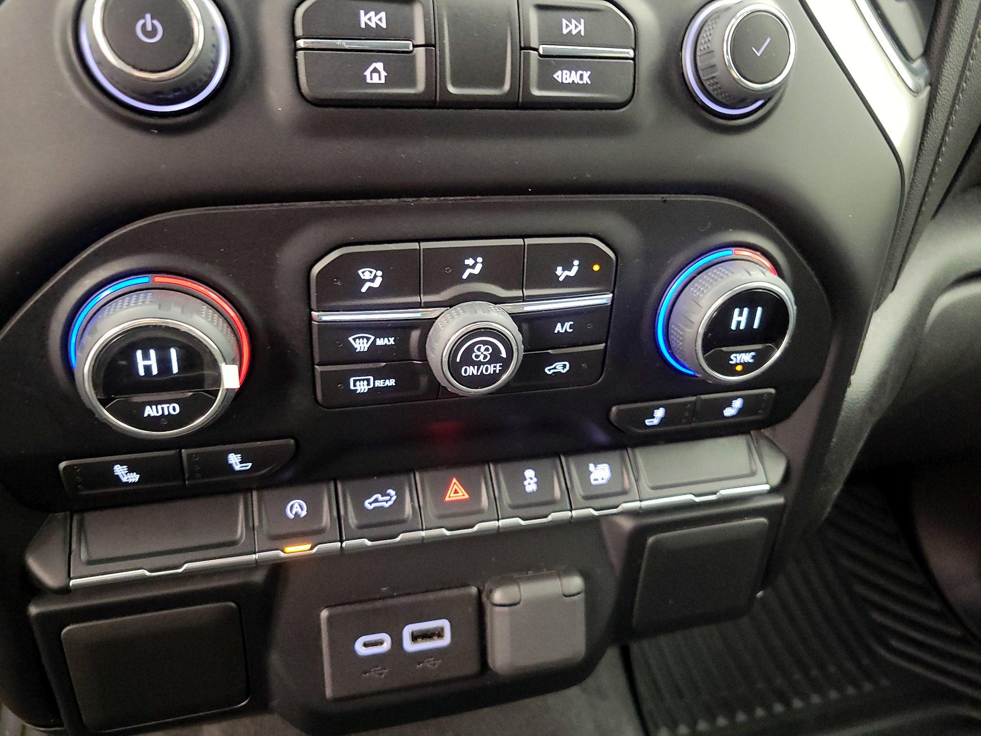 Thumbnail: 2022 Chevrolet Silverado 1500 - 16
