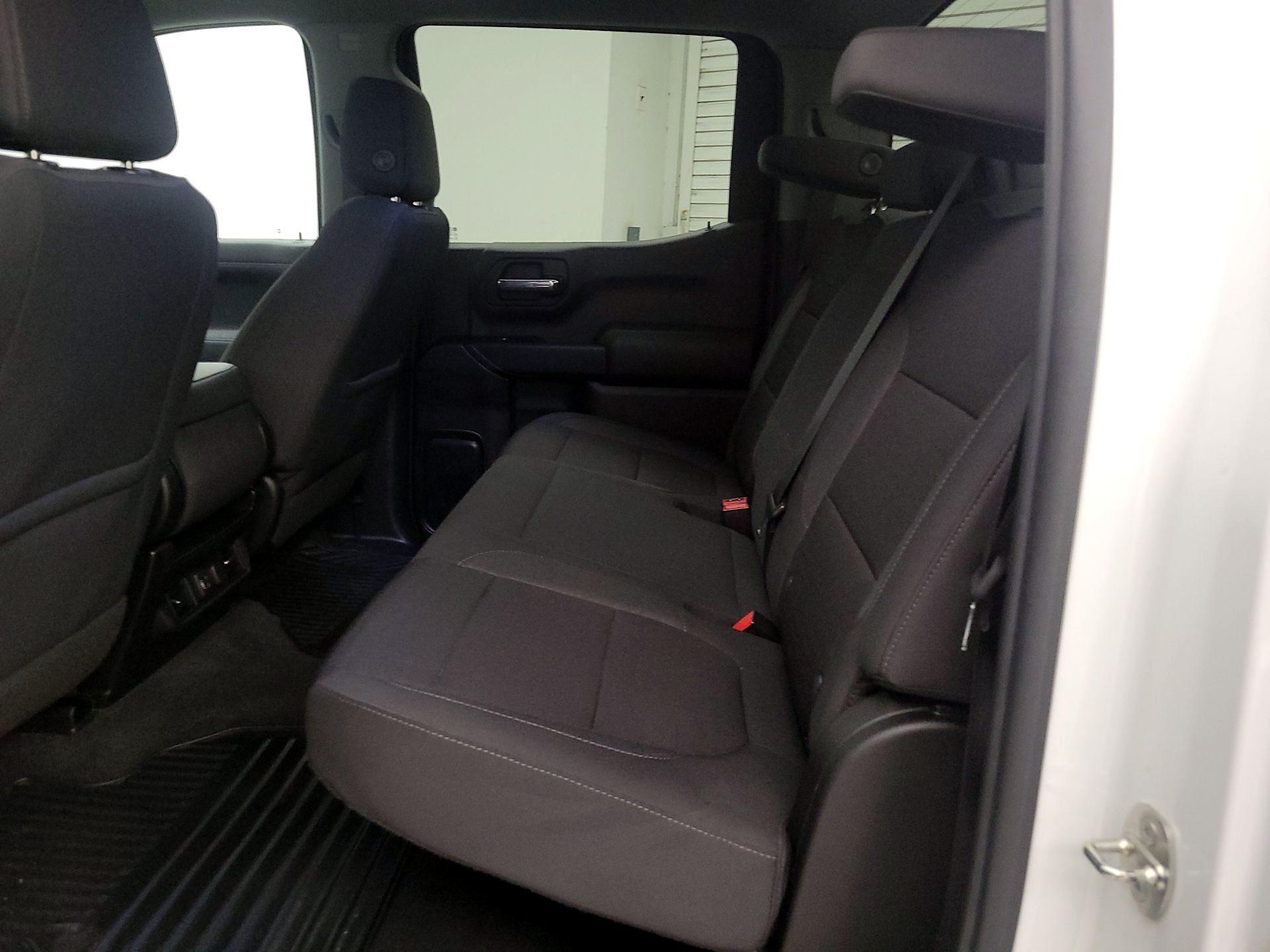 Thumbnail: 2022 Chevrolet Silverado 1500 - 19