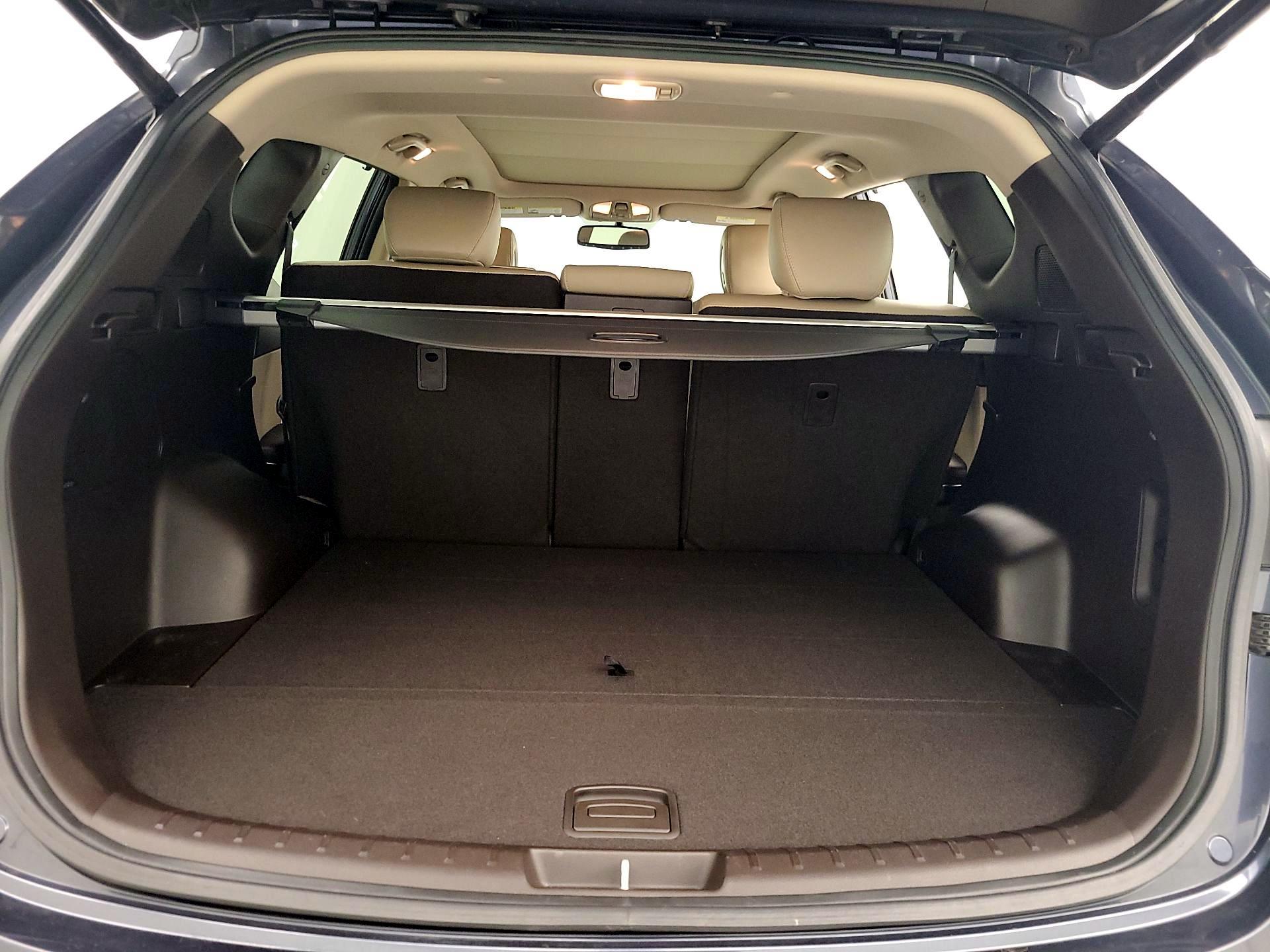 Thumbnail: 2017 Hyundai Santa Fe - 20