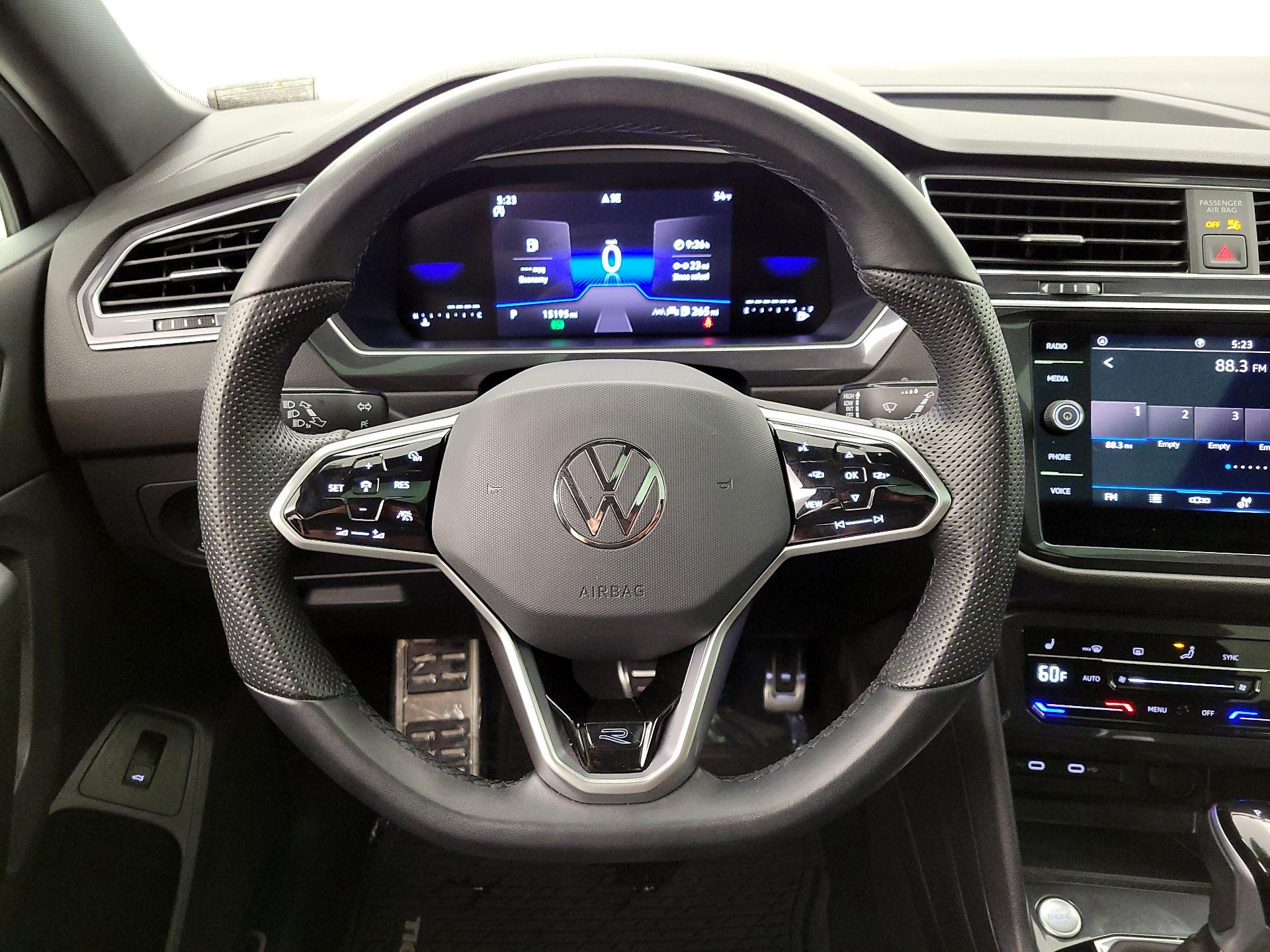 Thumbnail: 2024 Volkswagen Tiguan - 10