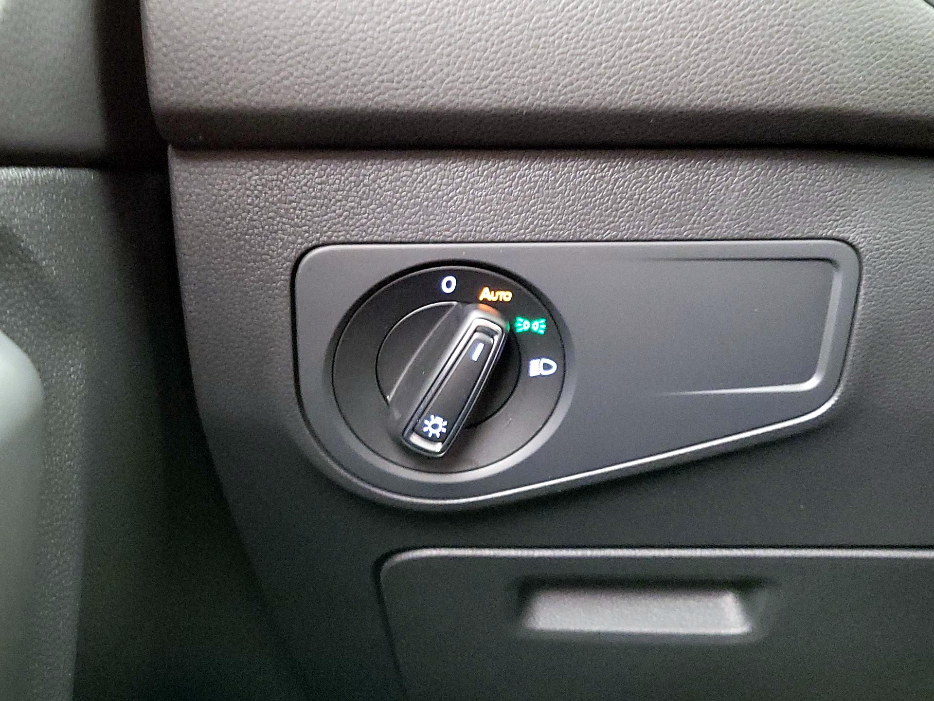 Thumbnail: 2024 Volkswagen Tiguan - 13