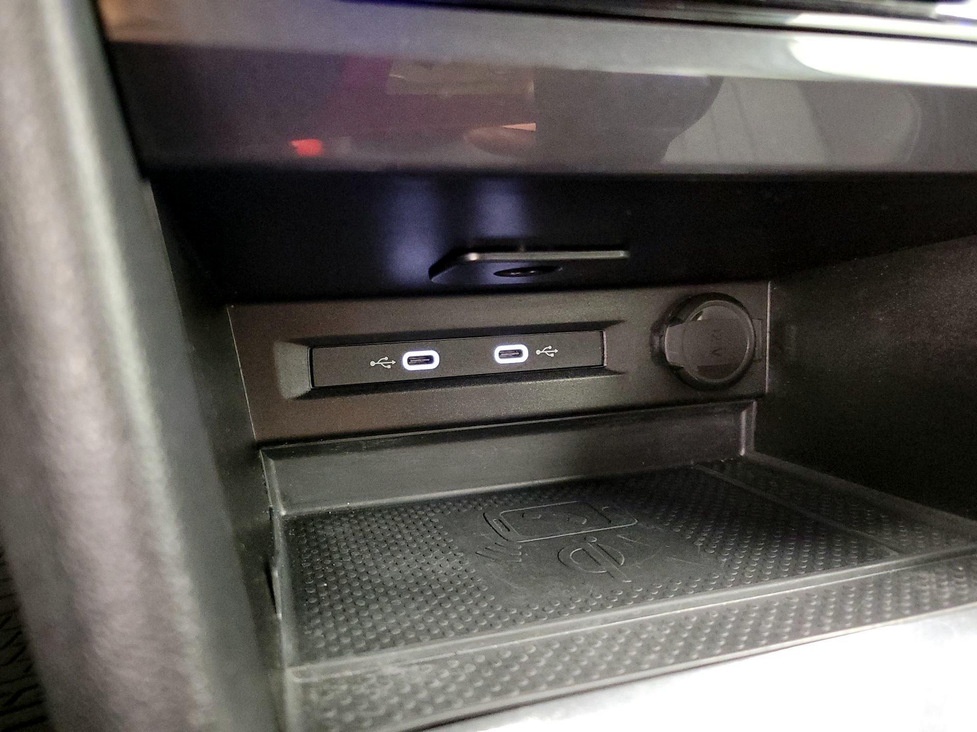 Thumbnail: 2024 Volkswagen Tiguan - 18