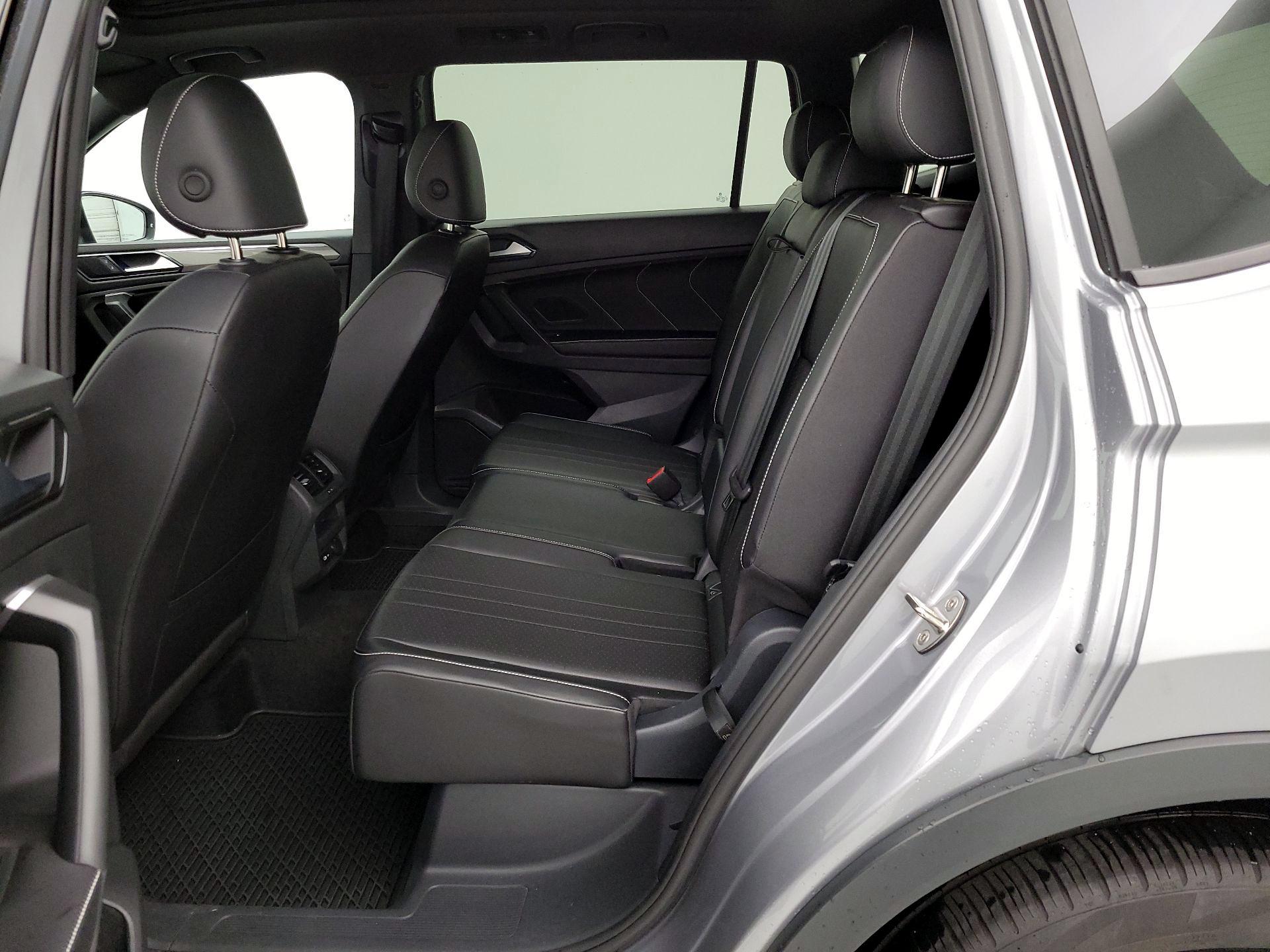 Thumbnail: 2024 Volkswagen Tiguan - 20