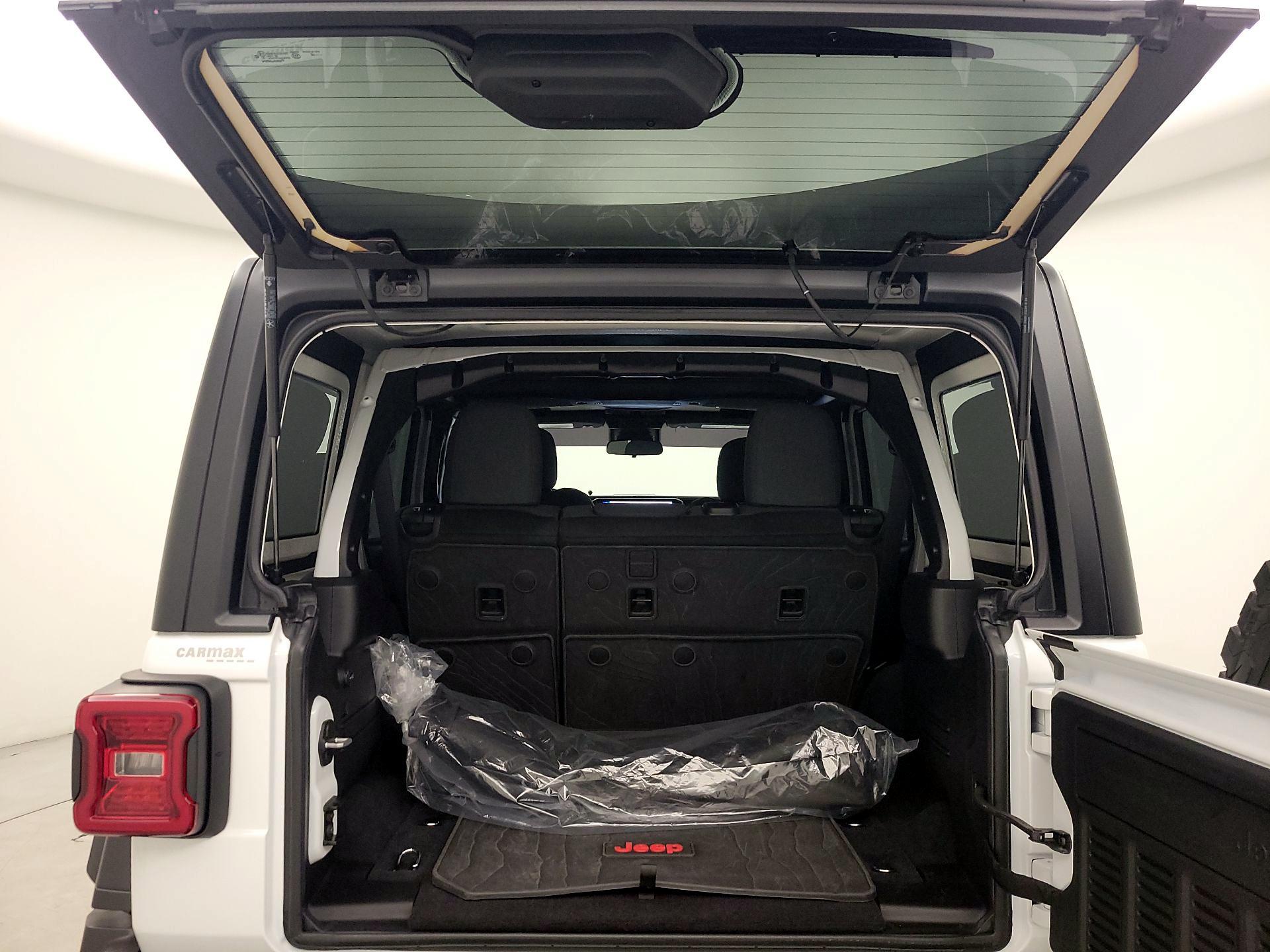 Thumbnail: 2024 Jeep Wrangler - 20