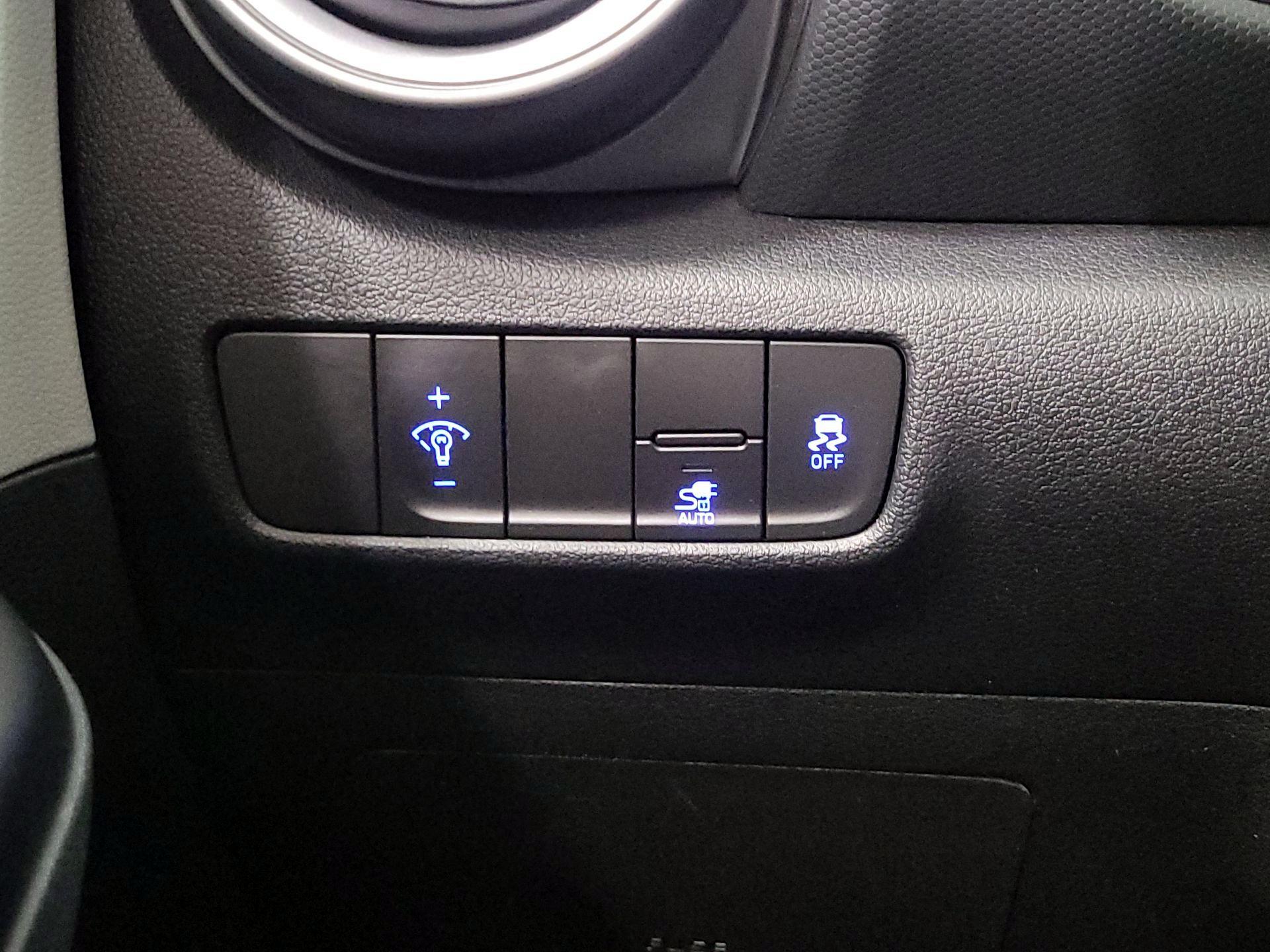 Thumbnail: 2023 Hyundai Kona - 13