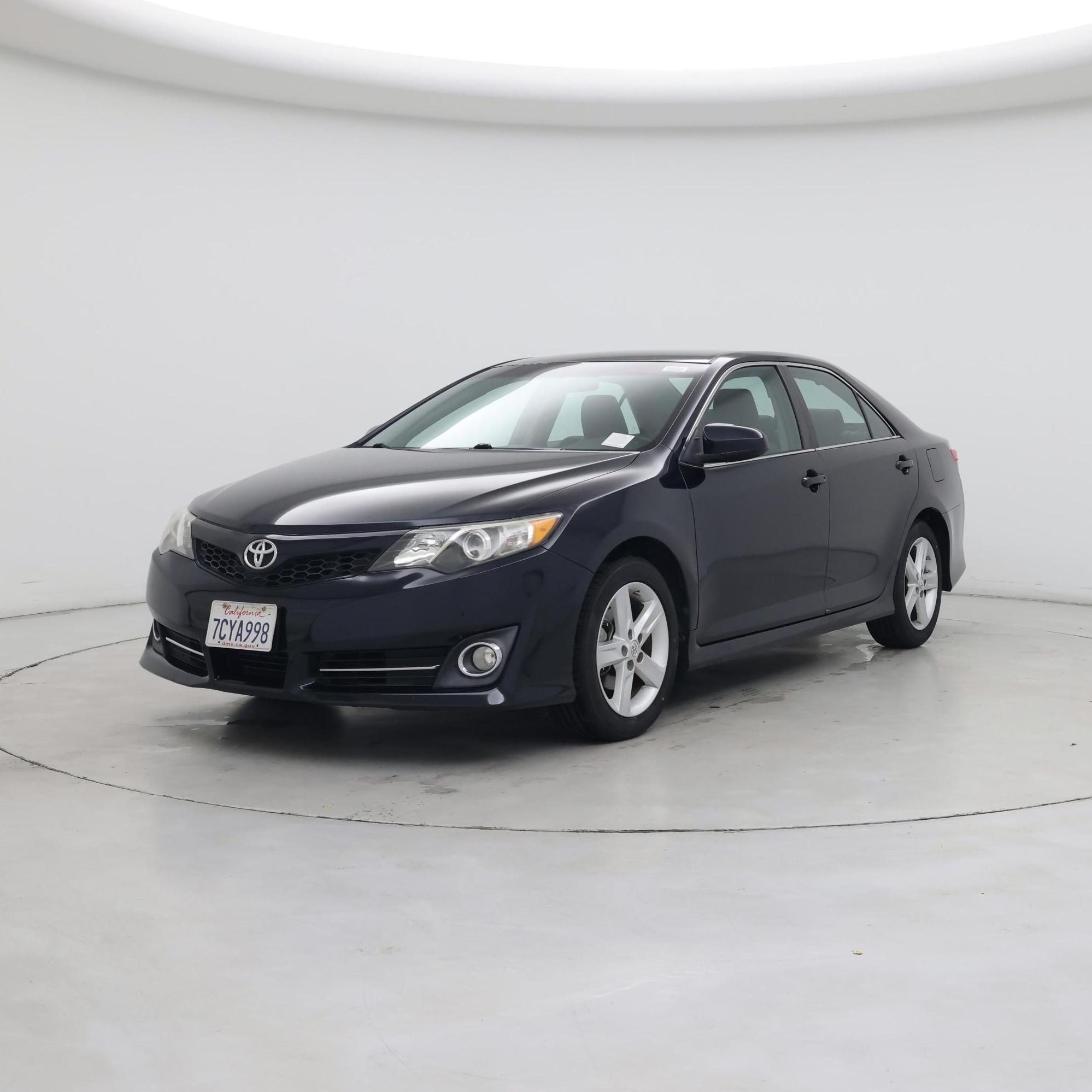 Thumbnail: 2014 Toyota Camry - 4
