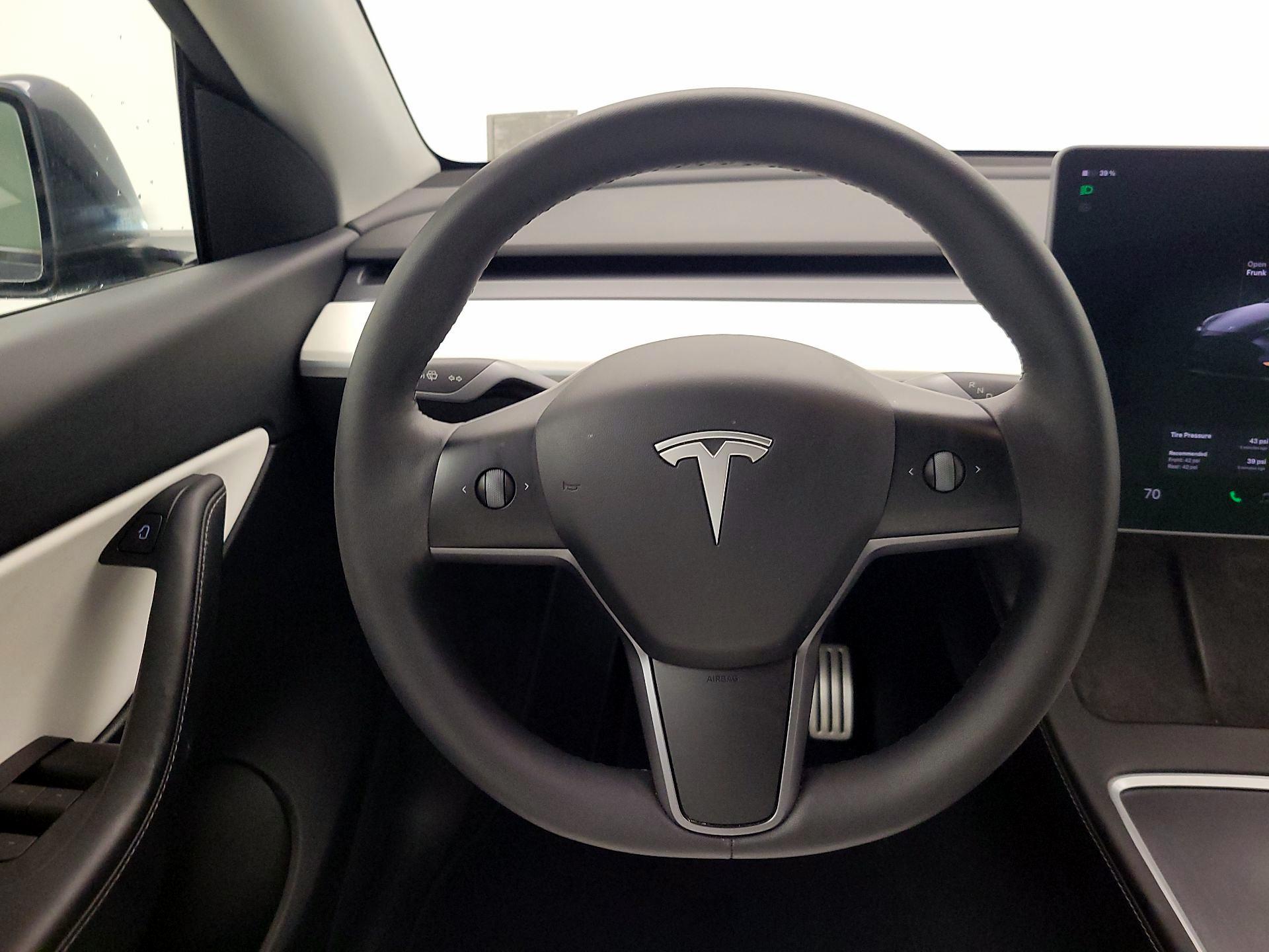 Thumbnail: 2022 Tesla Model Y - 10