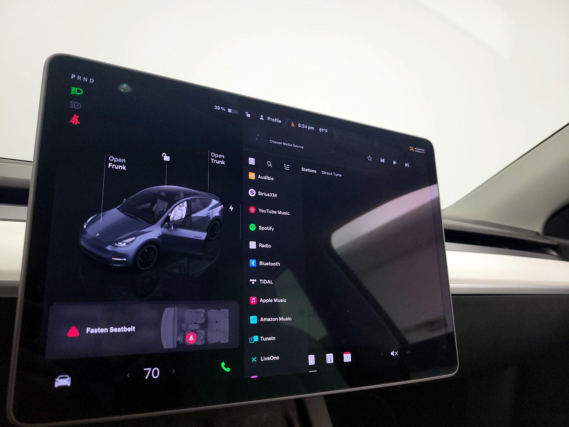 Thumbnail: 2022 Tesla Model Y - 15