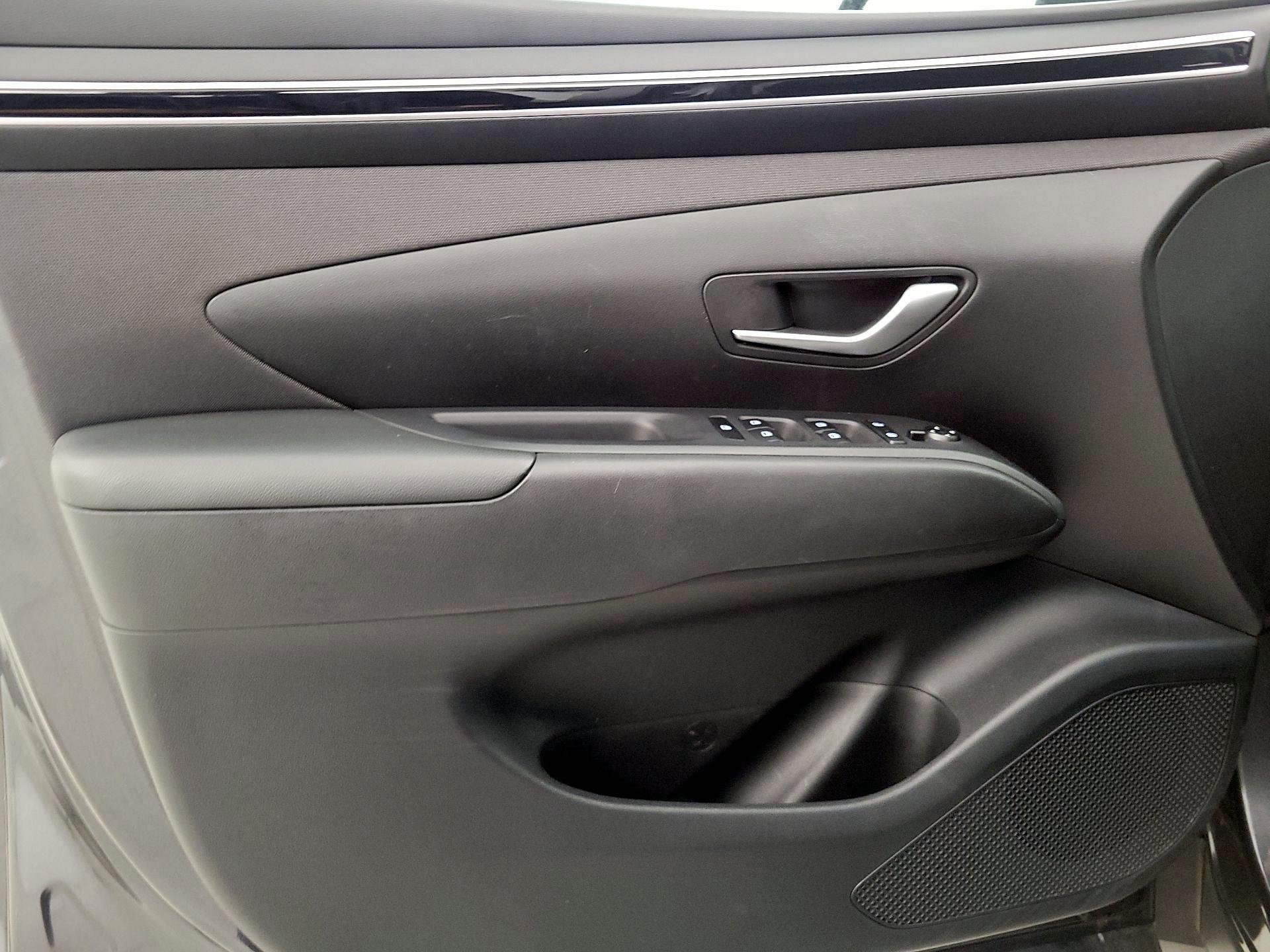 Thumbnail: 2023 Hyundai Tucson - 12