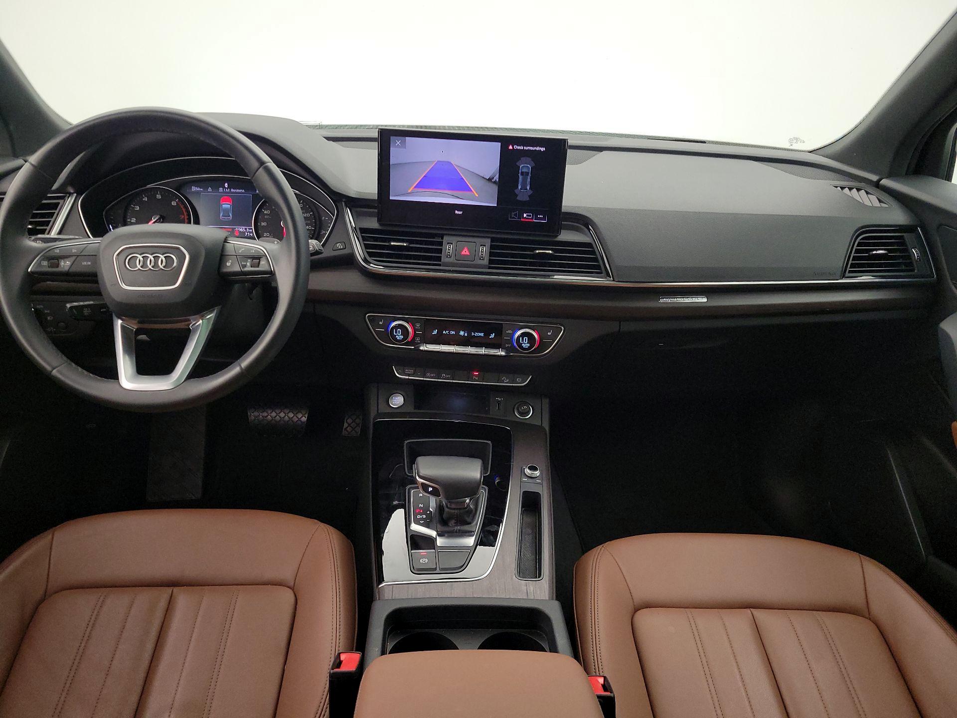 Thumbnail: 2023 Audi Q5 - 9