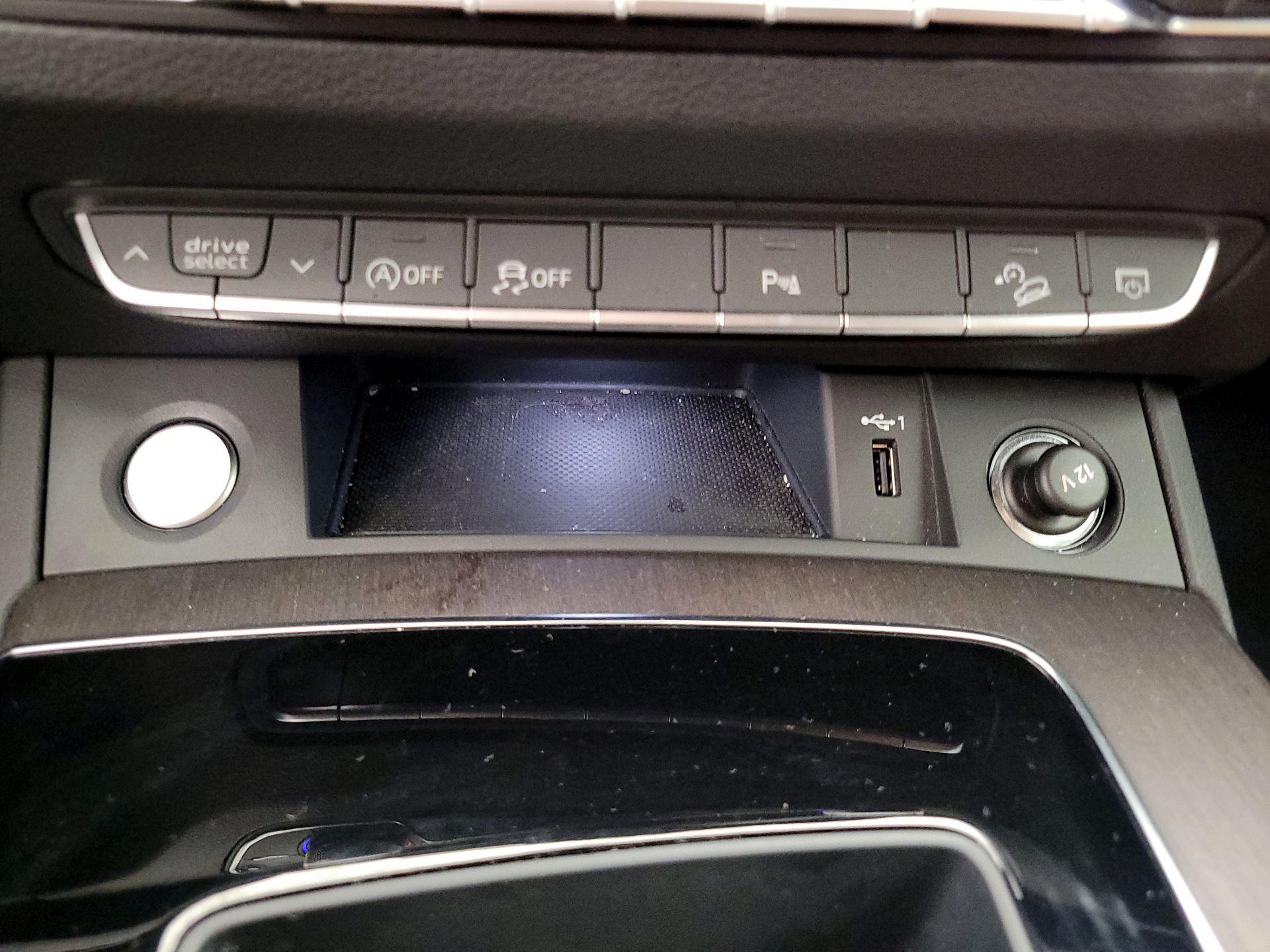 Thumbnail: 2023 Audi Q5 - 18