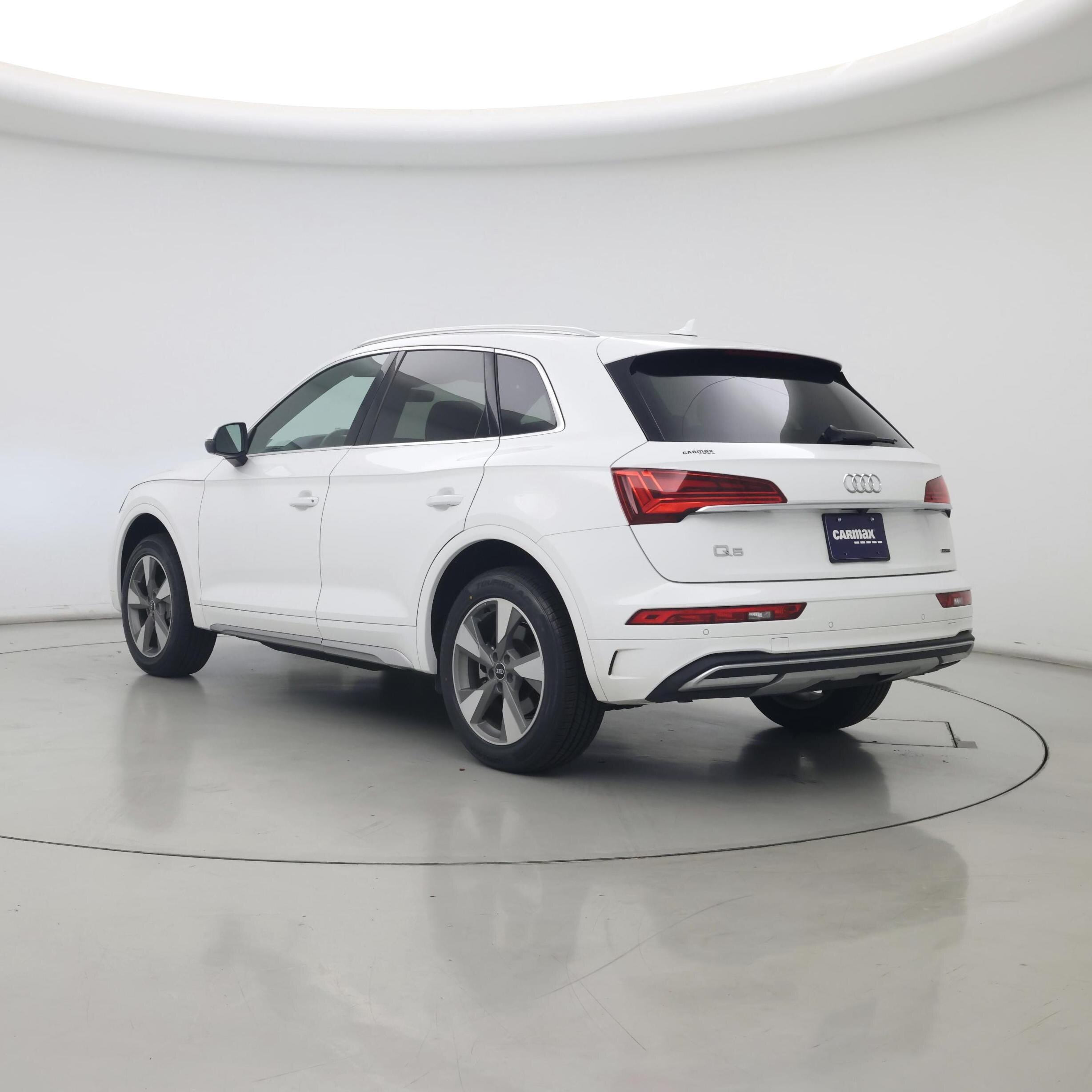Thumbnail: 2023 Audi Q5 - 2