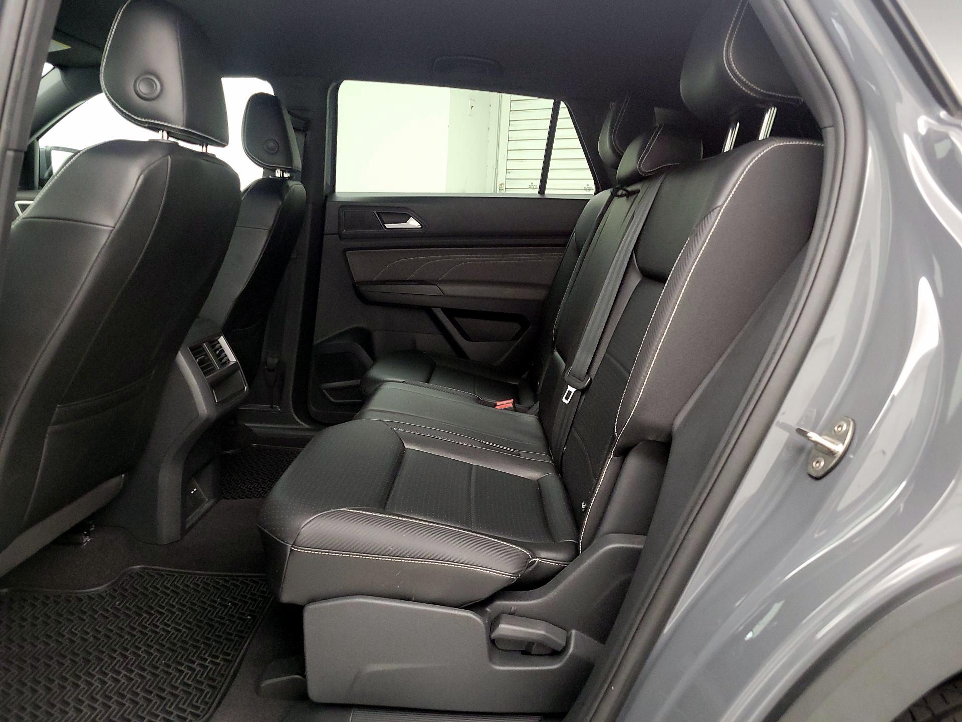 Thumbnail: 2022 Volkswagen Atlas - 19