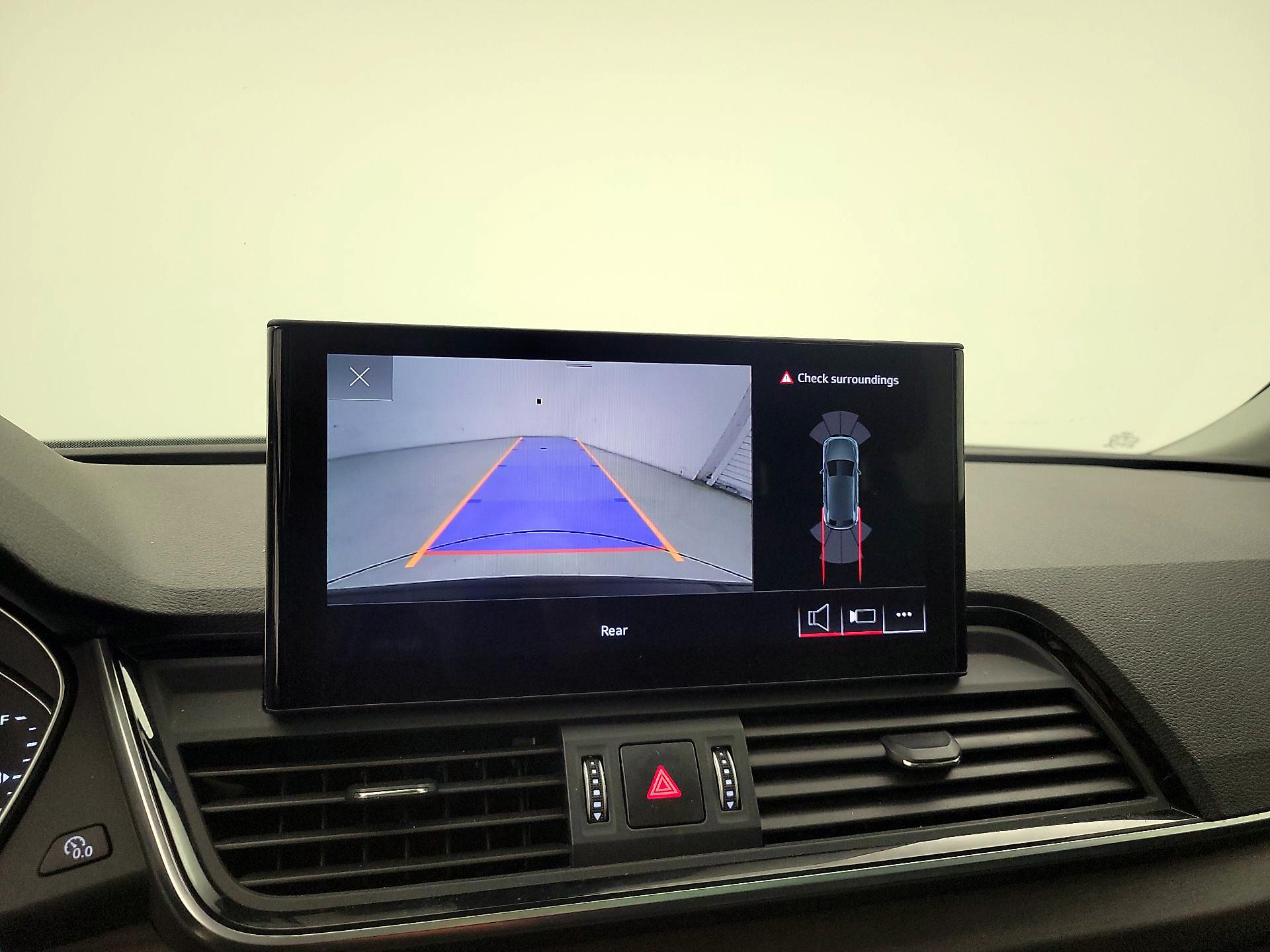 Thumbnail: 2023 Audi Q5 - 14