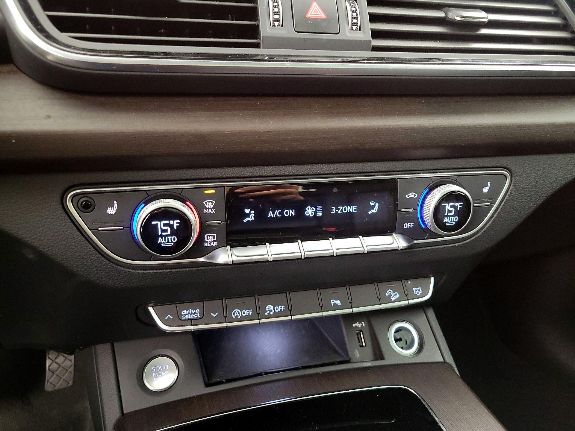 Thumbnail: 2023 Audi Q5 - 16