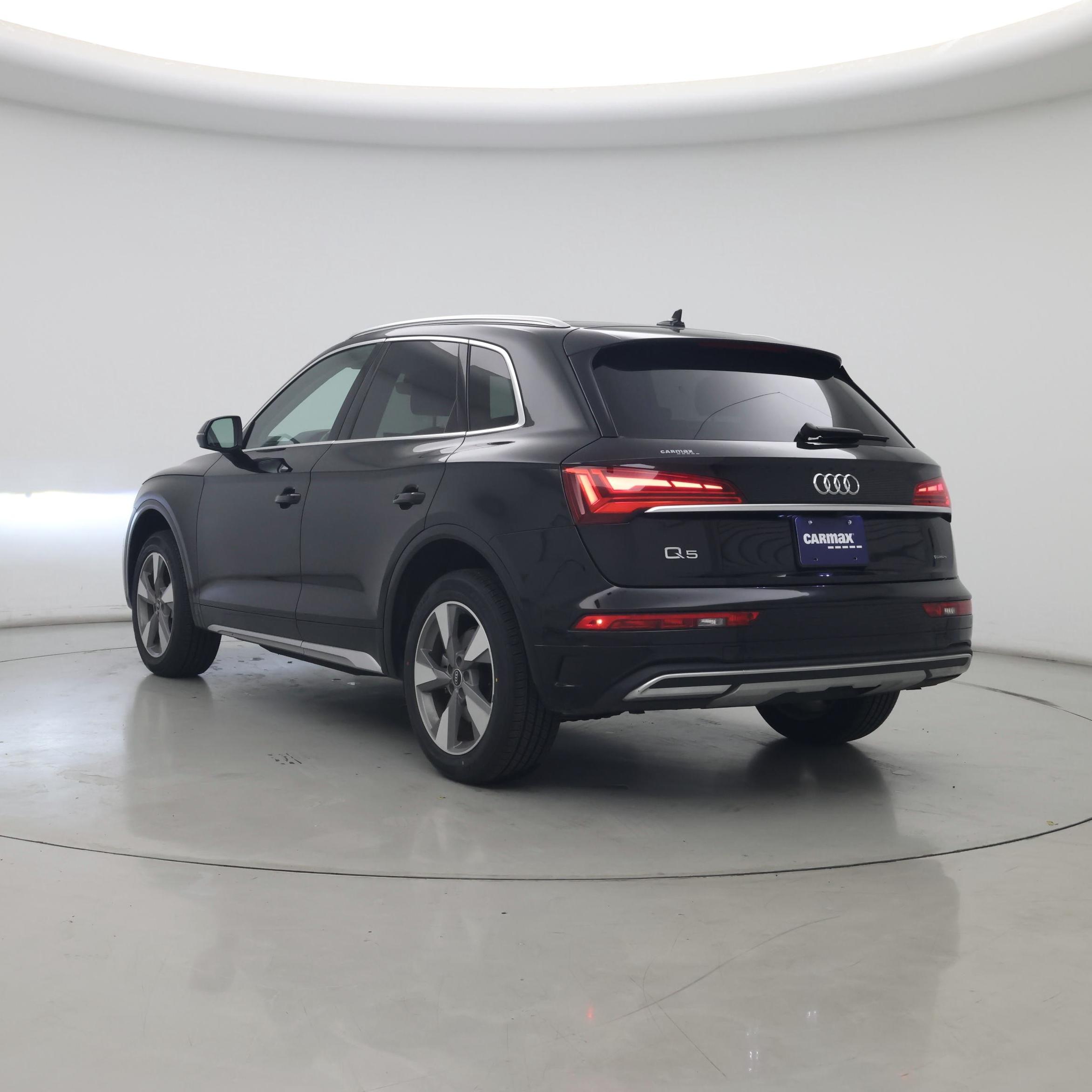 Thumbnail: 2023 Audi Q5 - 2