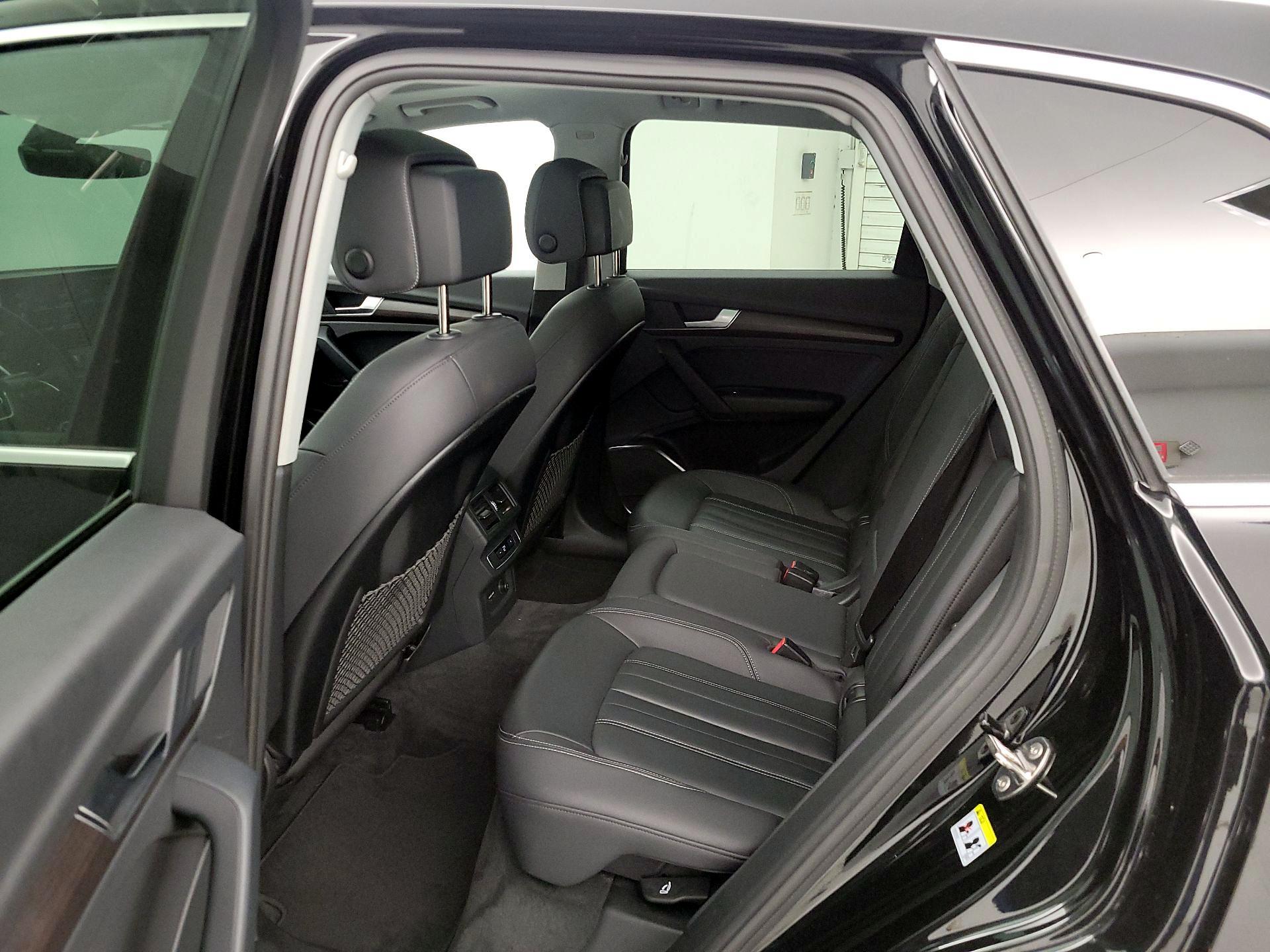 Thumbnail: 2023 Audi Q5 - 20