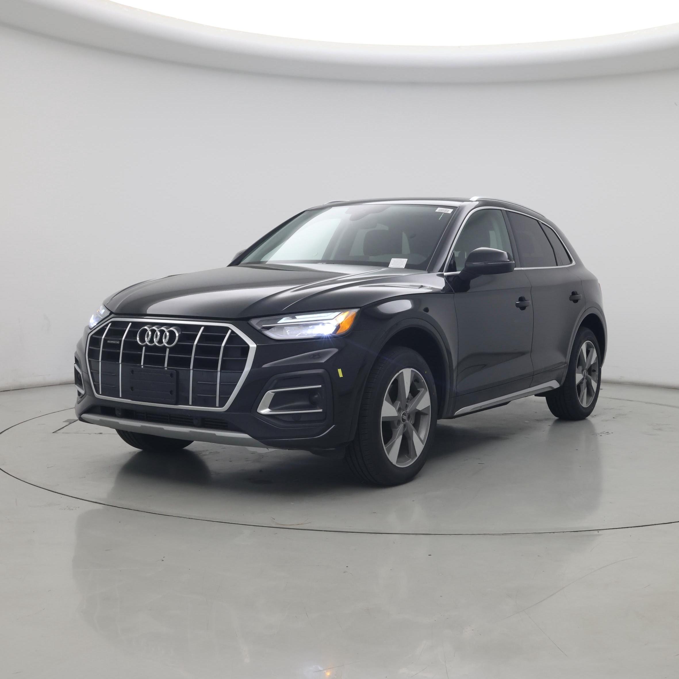 Thumbnail: 2023 Audi Q5 - 4