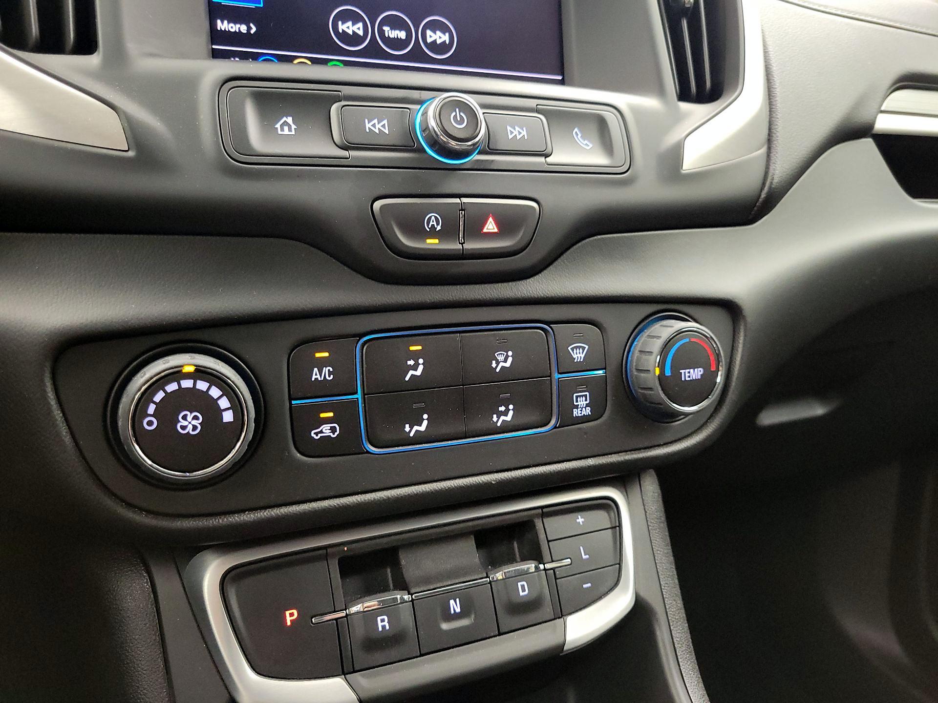 Thumbnail: 2022 GMC Terrain - 17