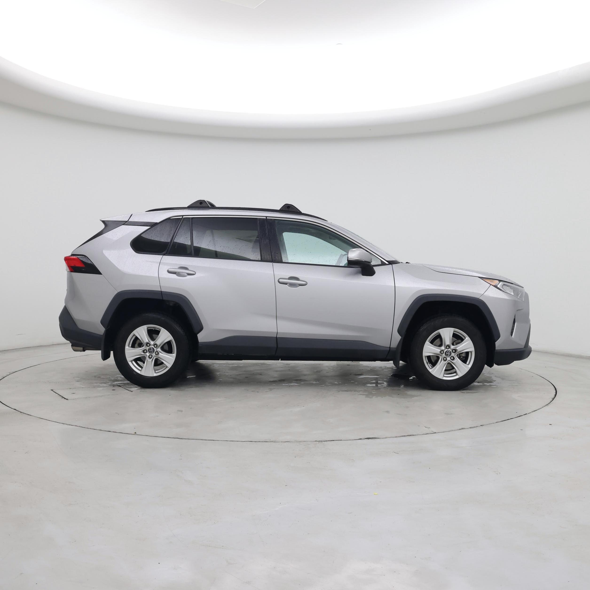 Thumbnail: 2019 Toyota RAV4 - 7