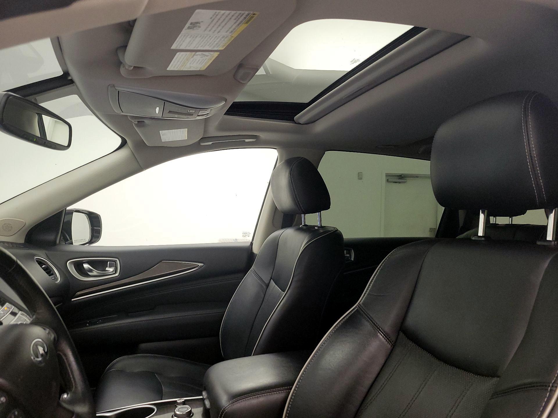 Thumbnail: 2017 INFINITI QX60 - 19