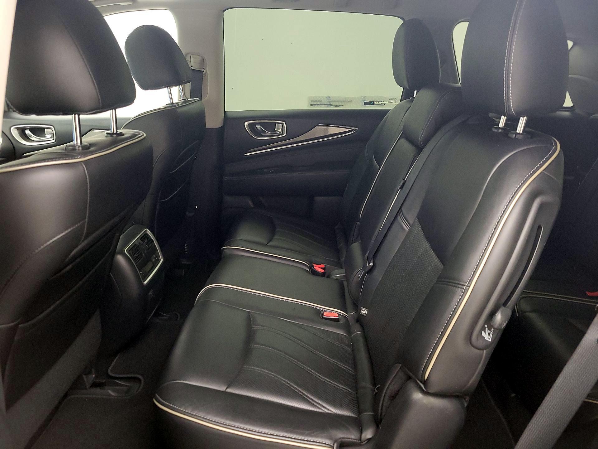 Thumbnail: 2017 INFINITI QX60 - 20