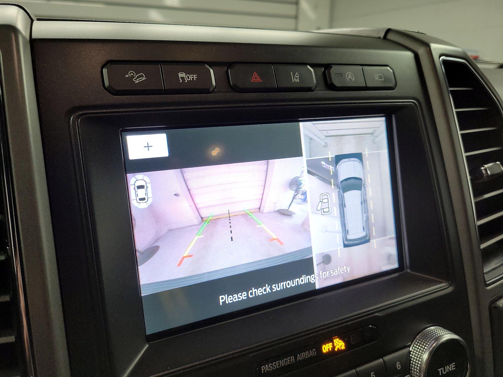 Thumbnail: 2020 Ford Expedition - 15