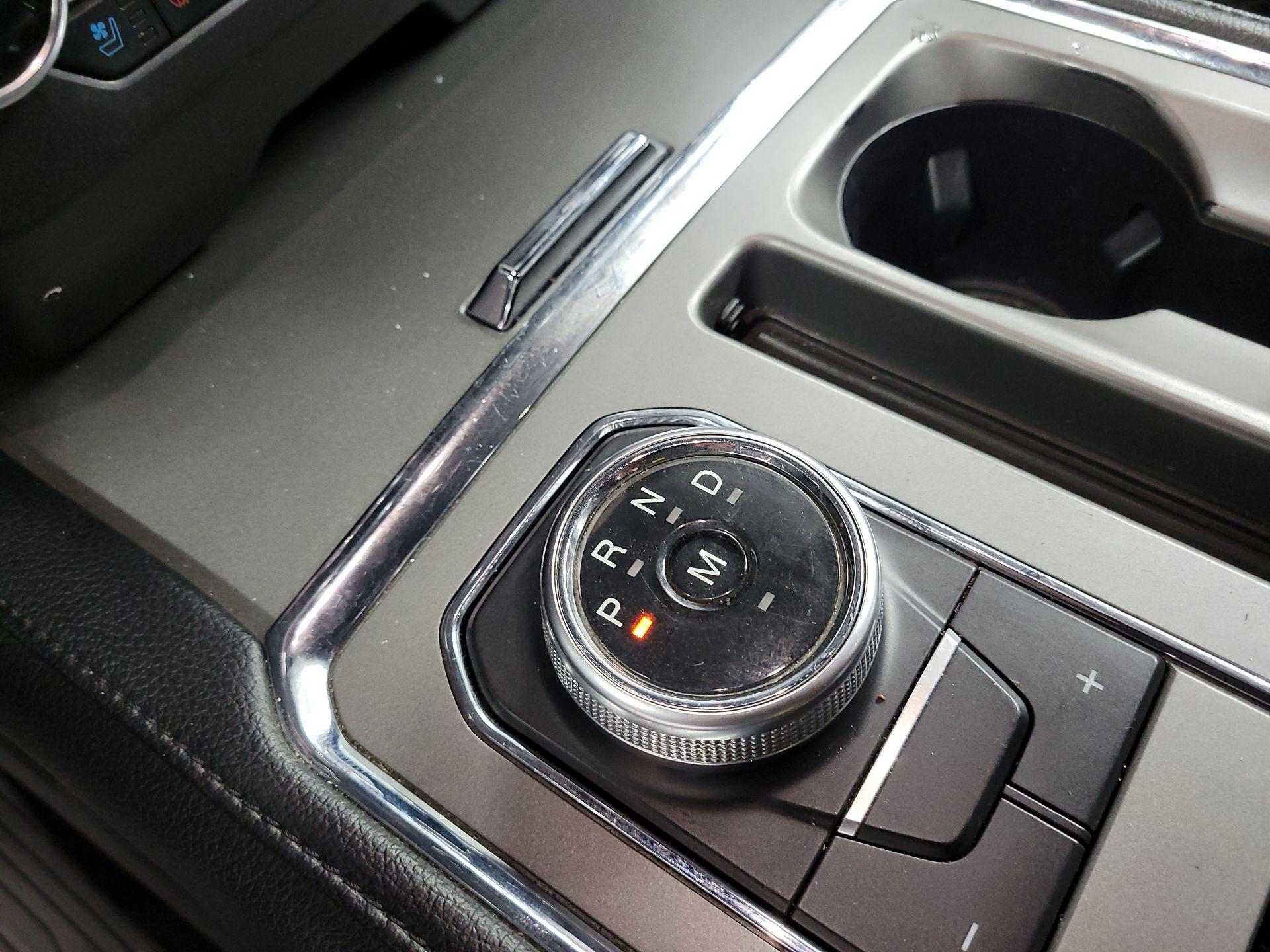 Thumbnail: 2020 Ford Expedition - 18