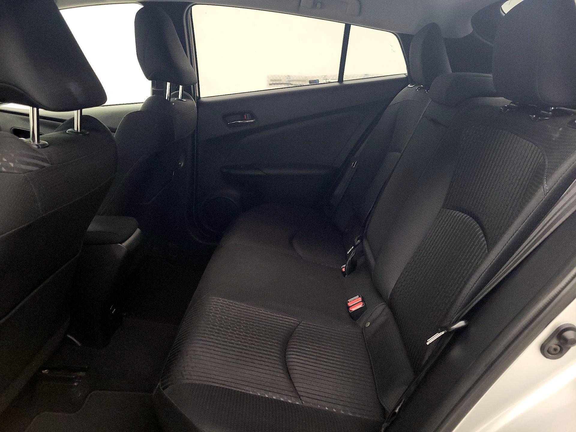 Thumbnail: 2016 Toyota Prius - 19